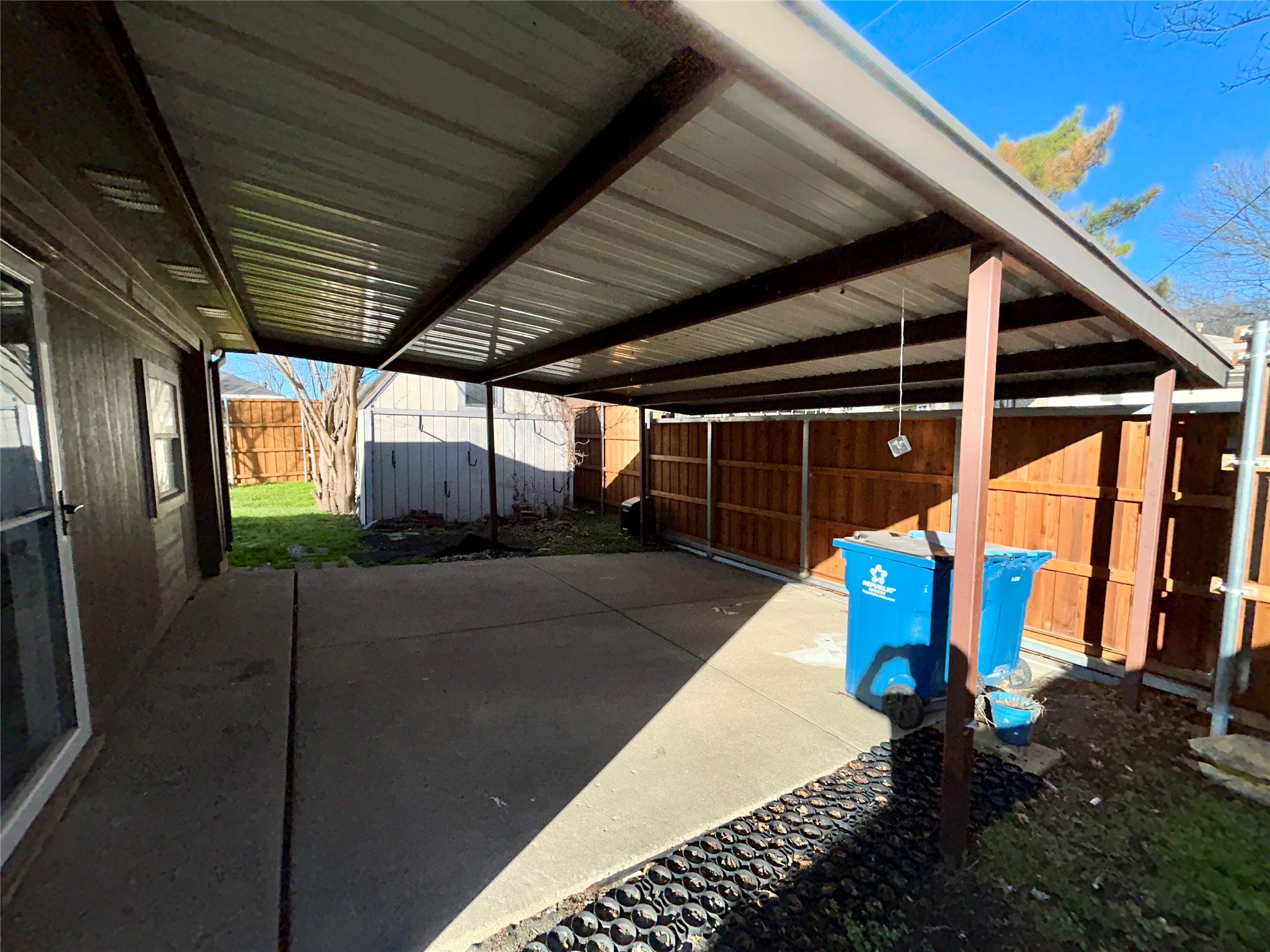 2218 Fuqua Road
