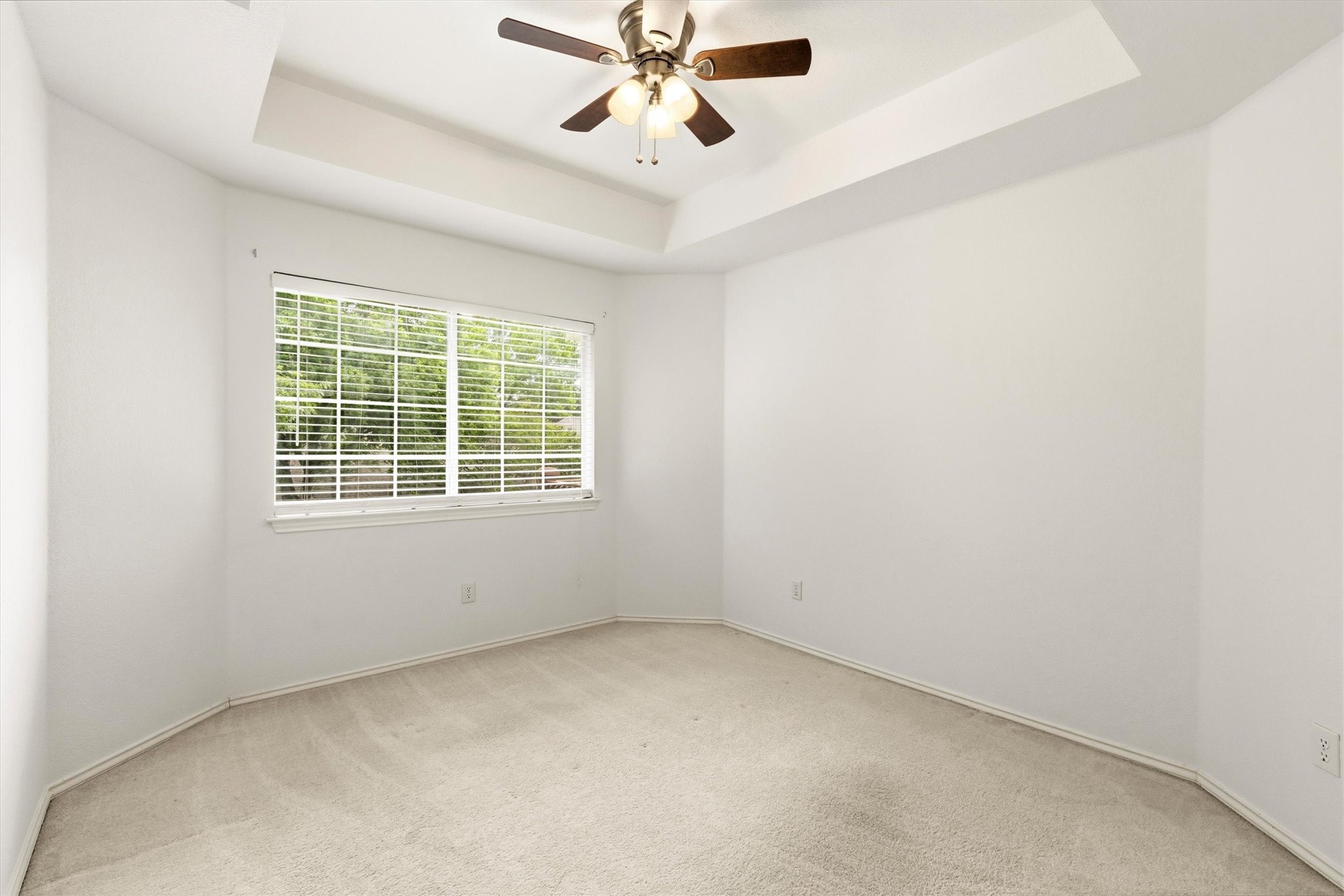5009 Quail Ridge Drive