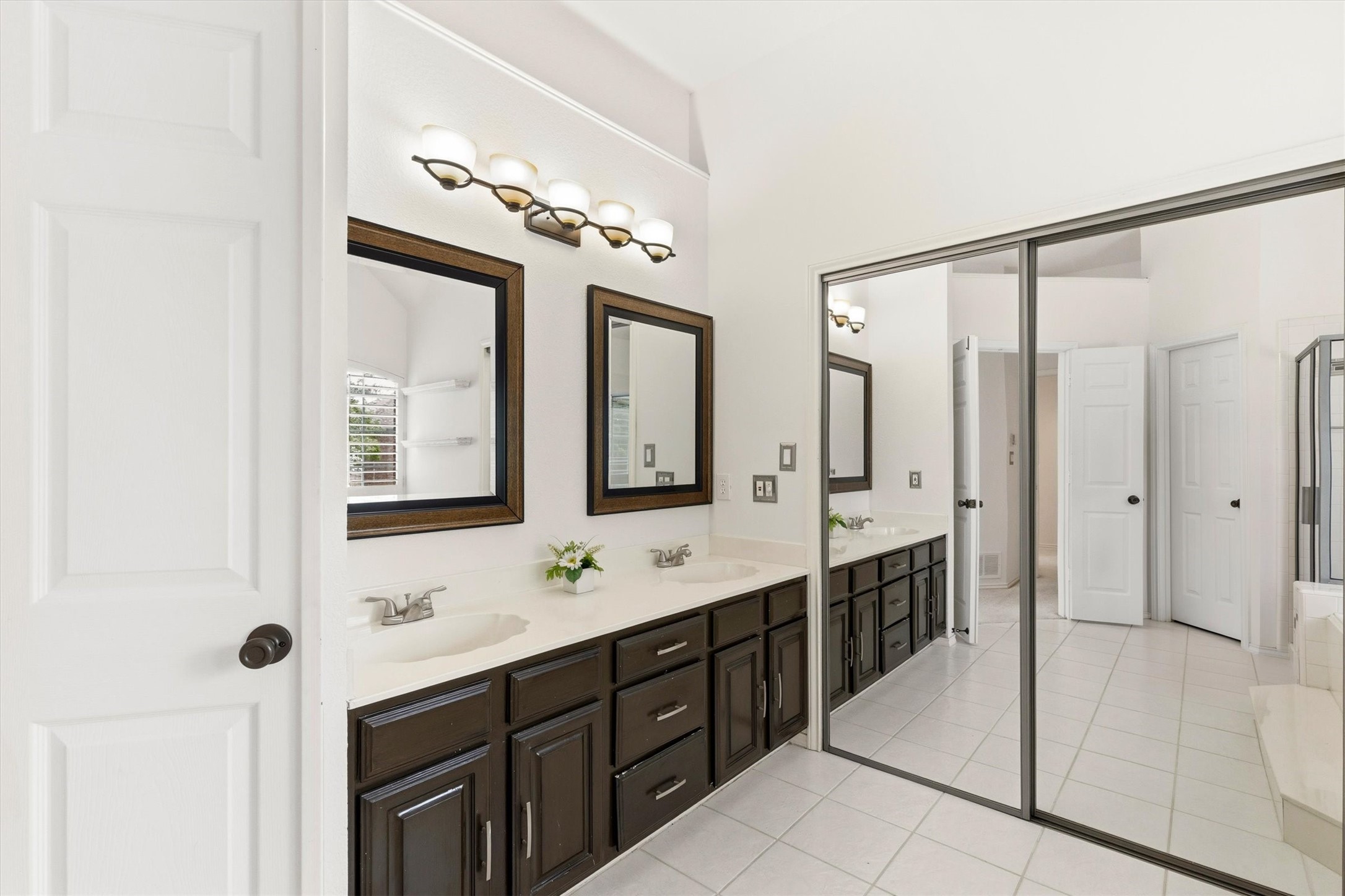 5009 Quail Ridge Drive