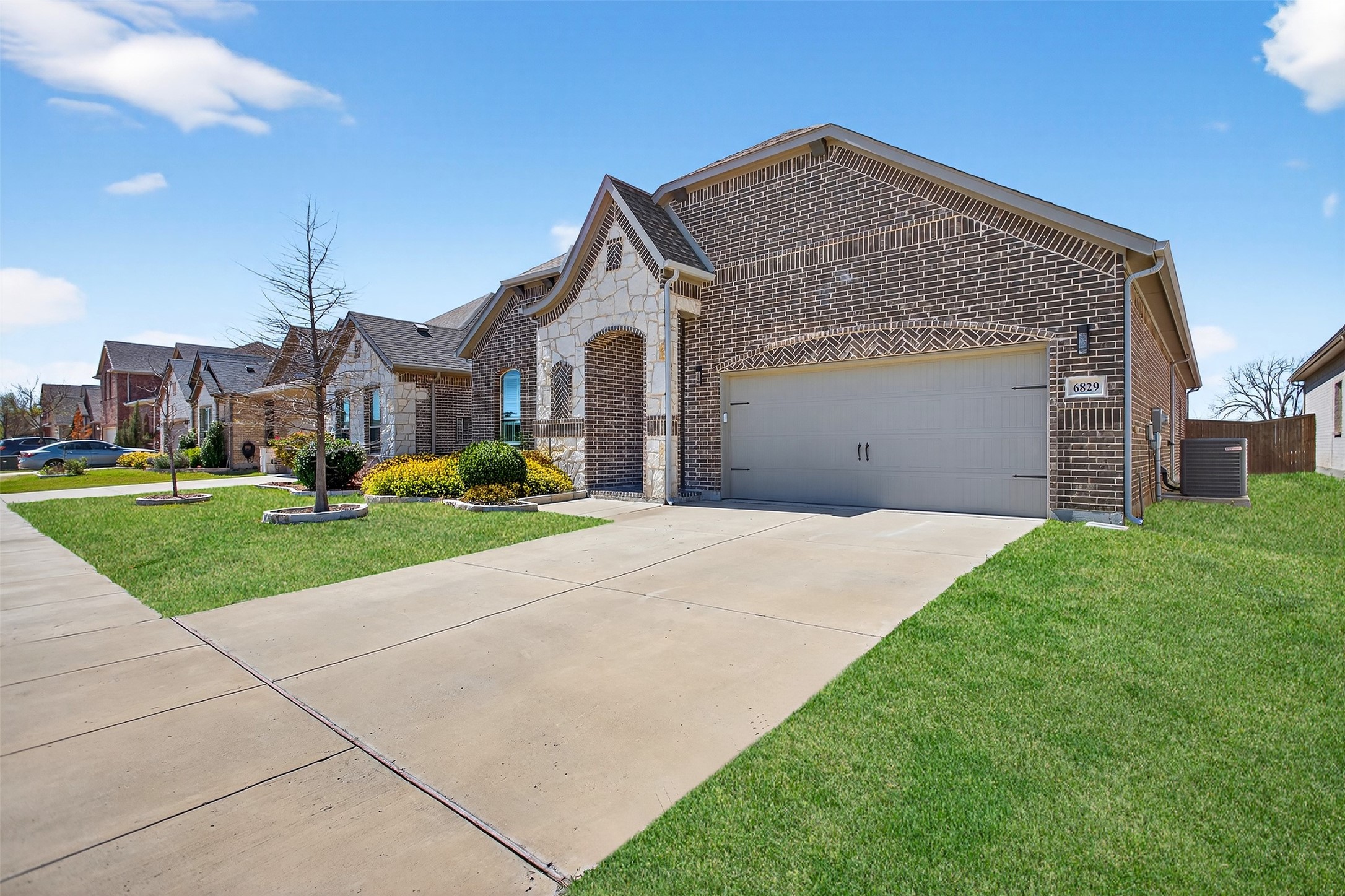 6829 Danridge Road