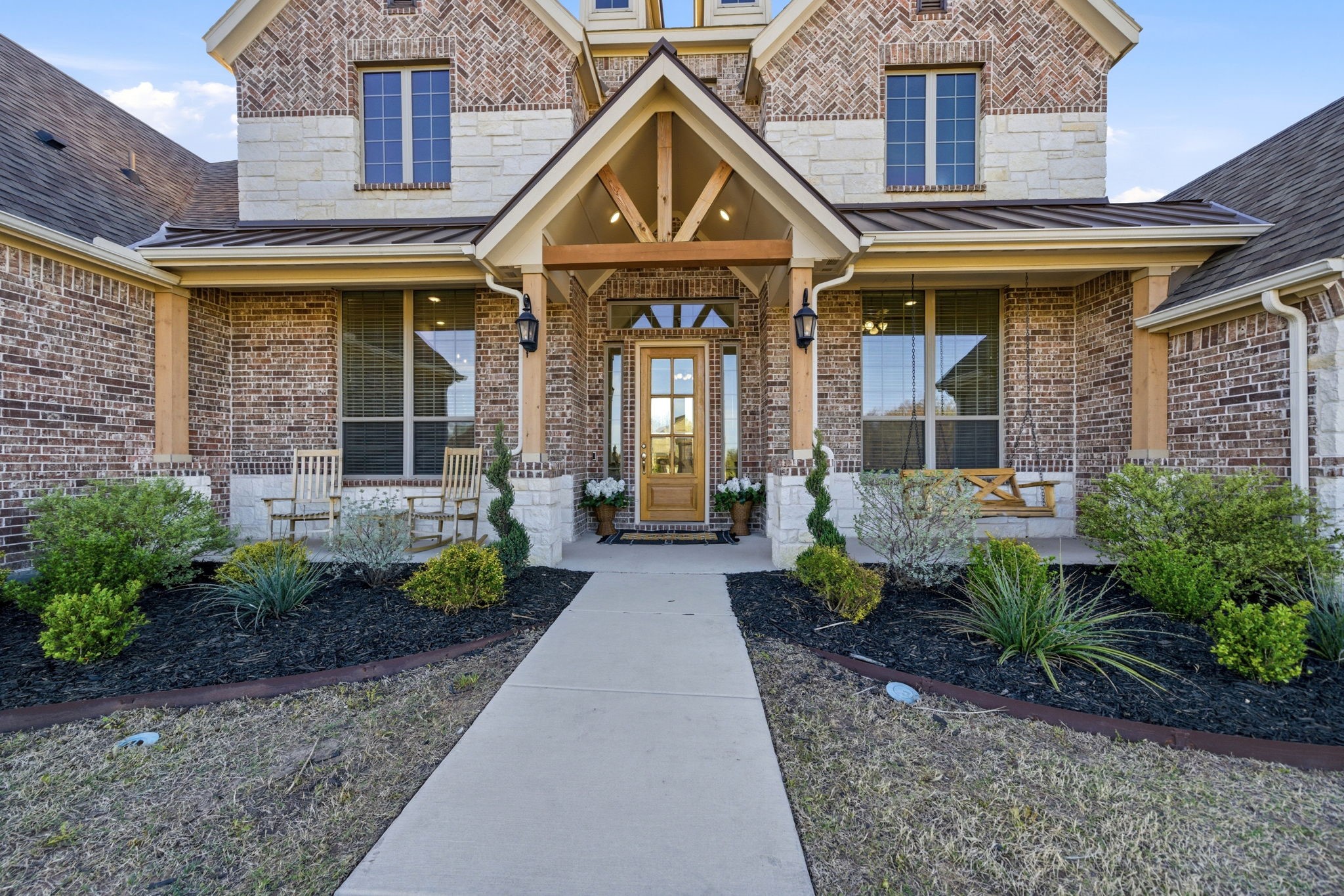 332 Ledstone Court