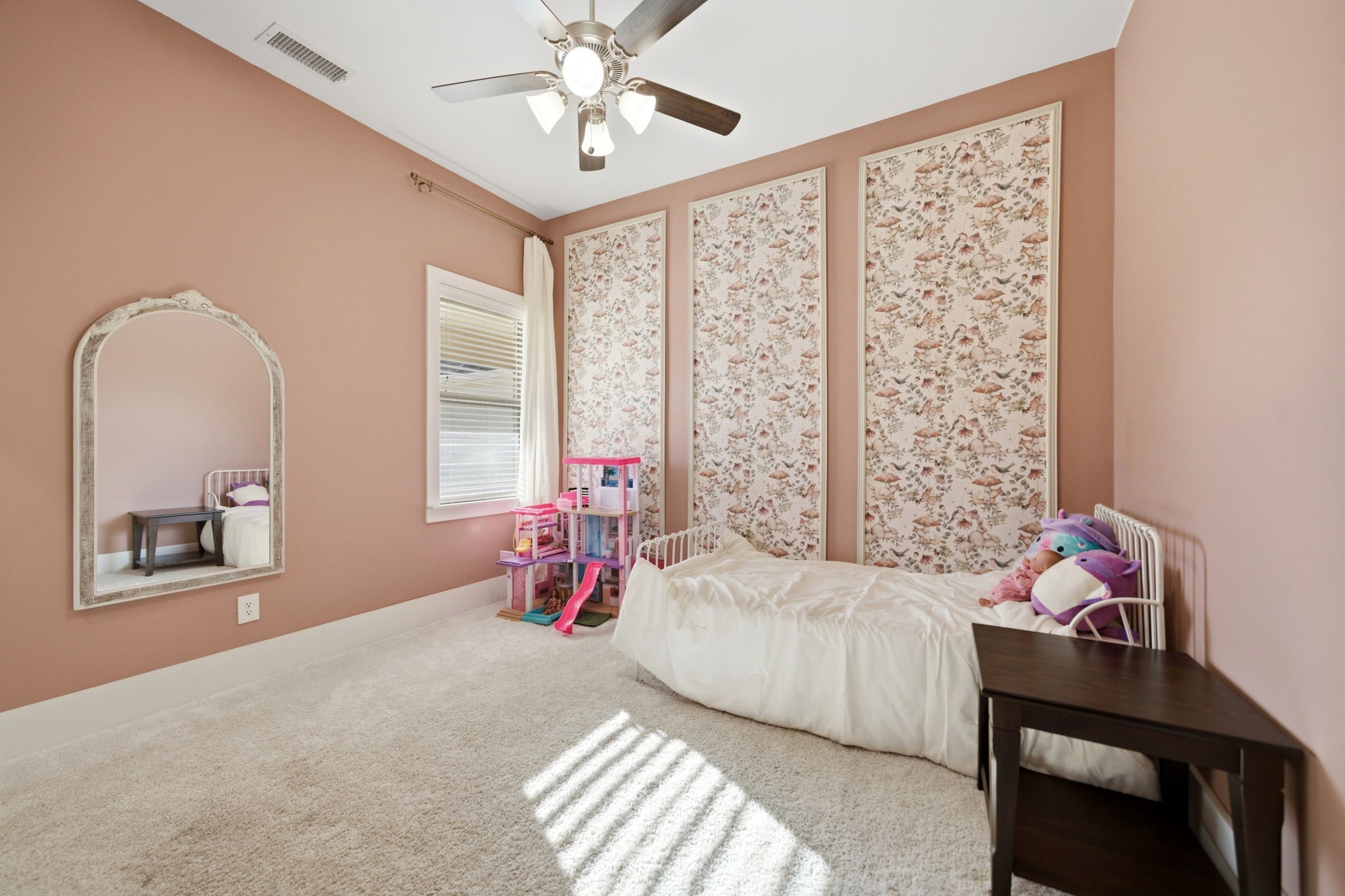 332 Ledstone Court