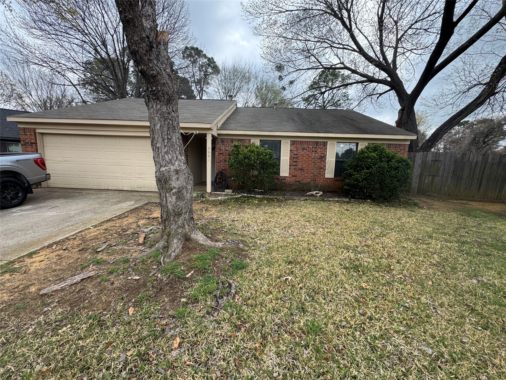 3901 Sweetgum Court