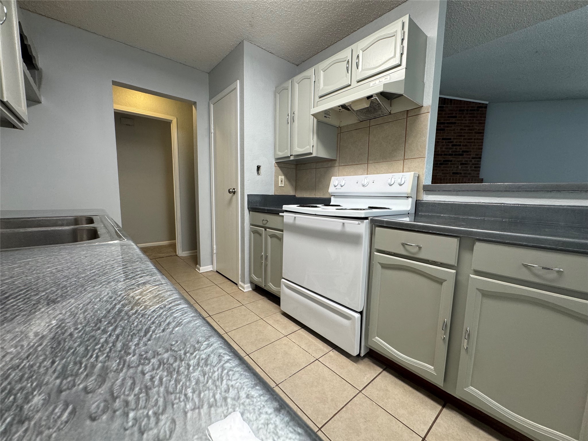 3901 Sweetgum Court