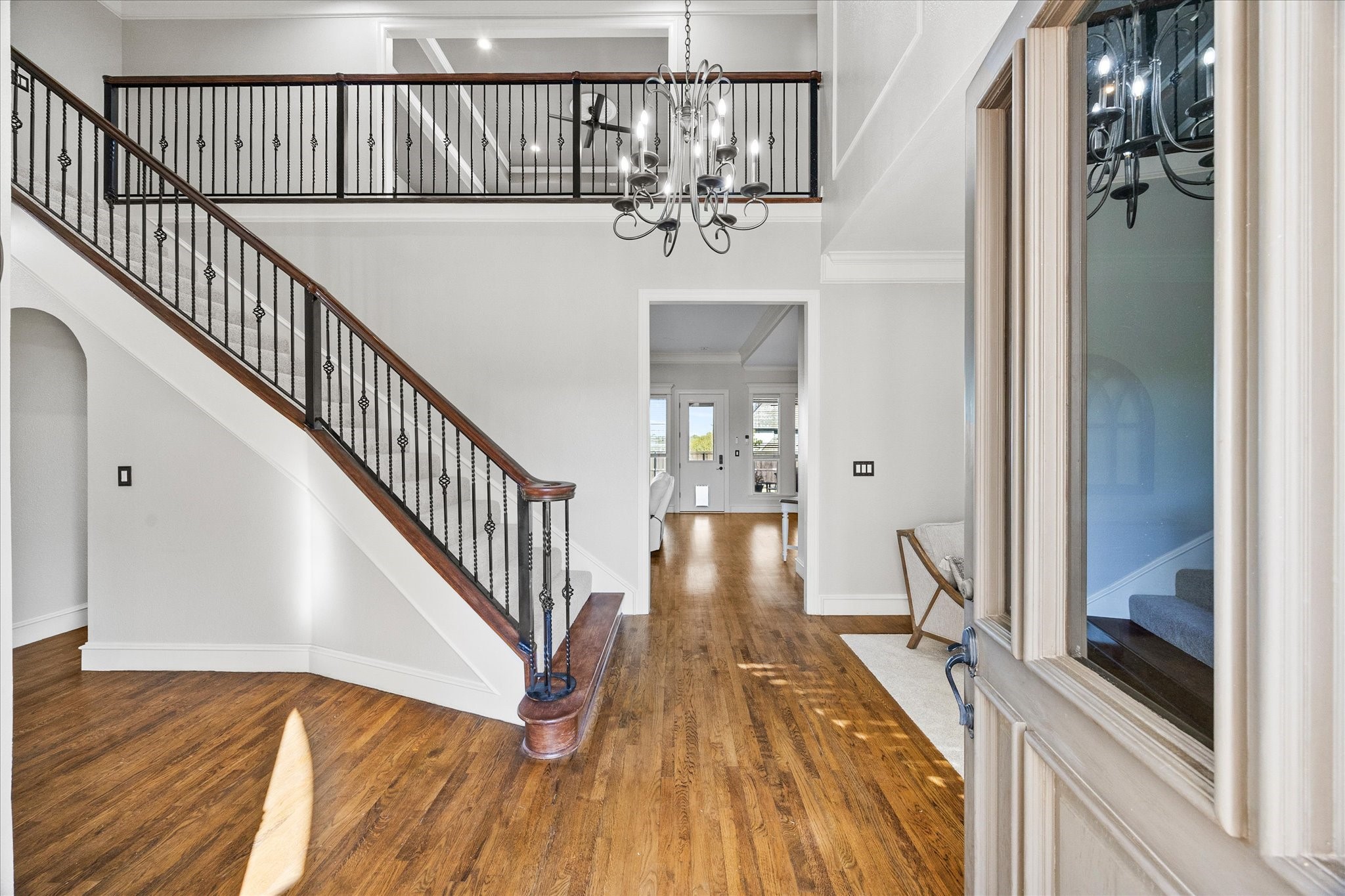 912 Country Club Drive