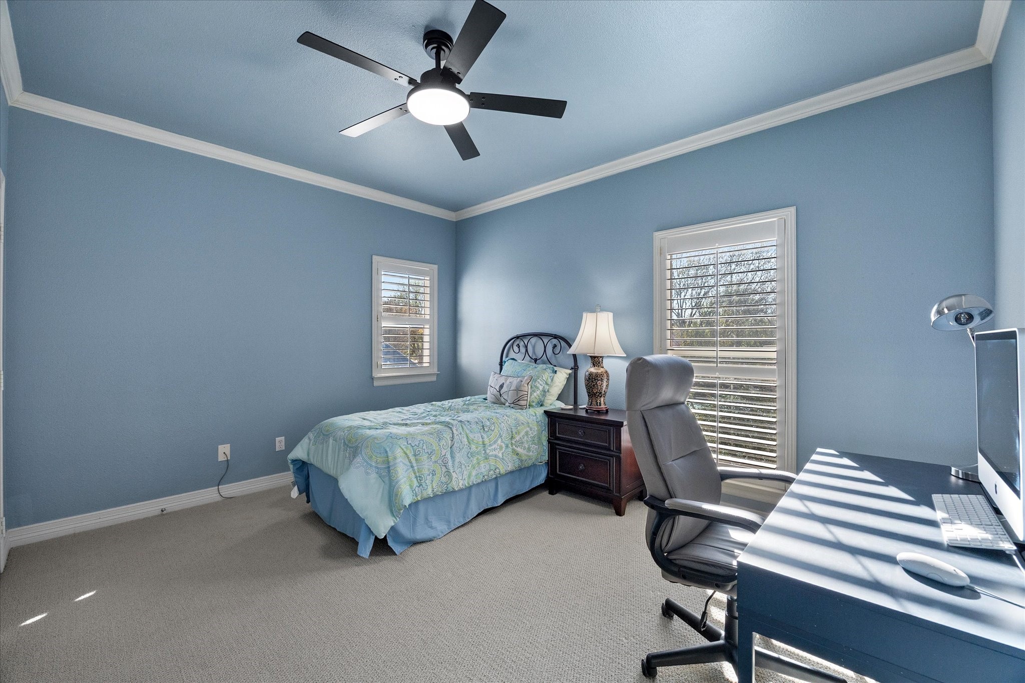 912 Country Club Drive