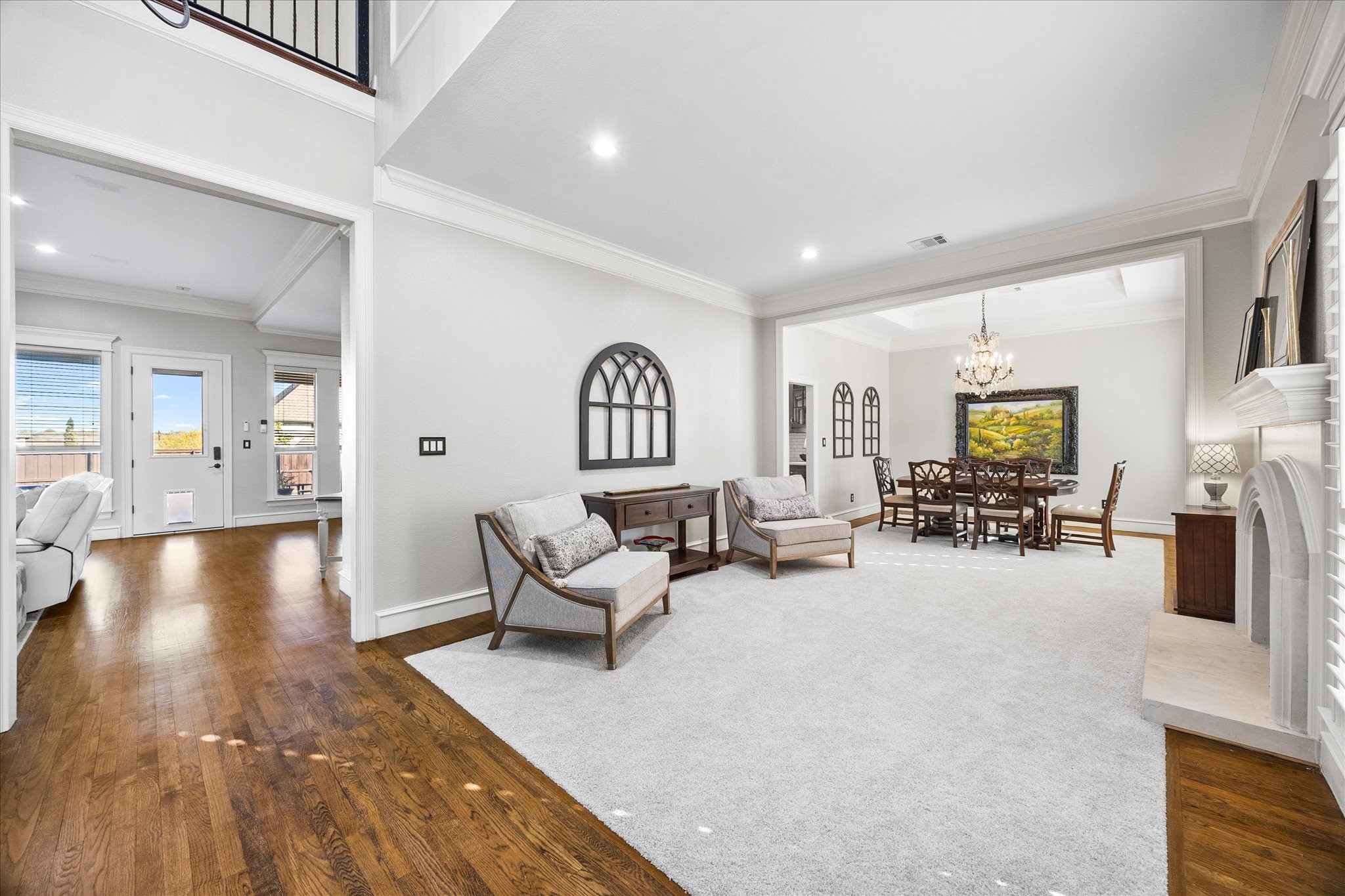 912 Country Club Drive