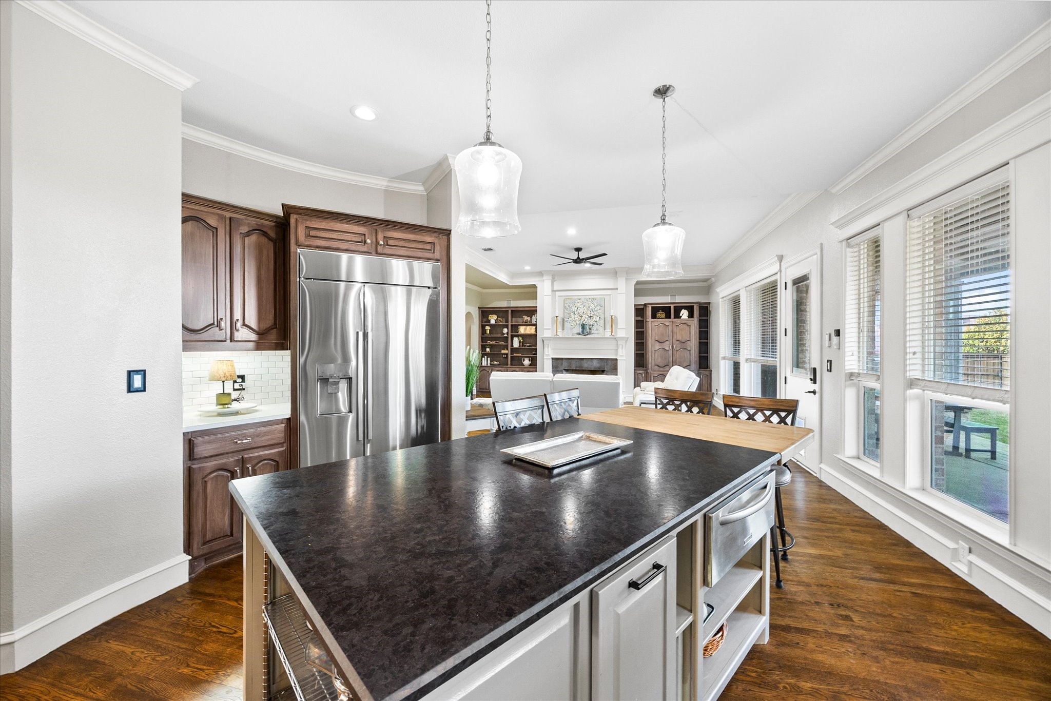 912 Country Club Drive