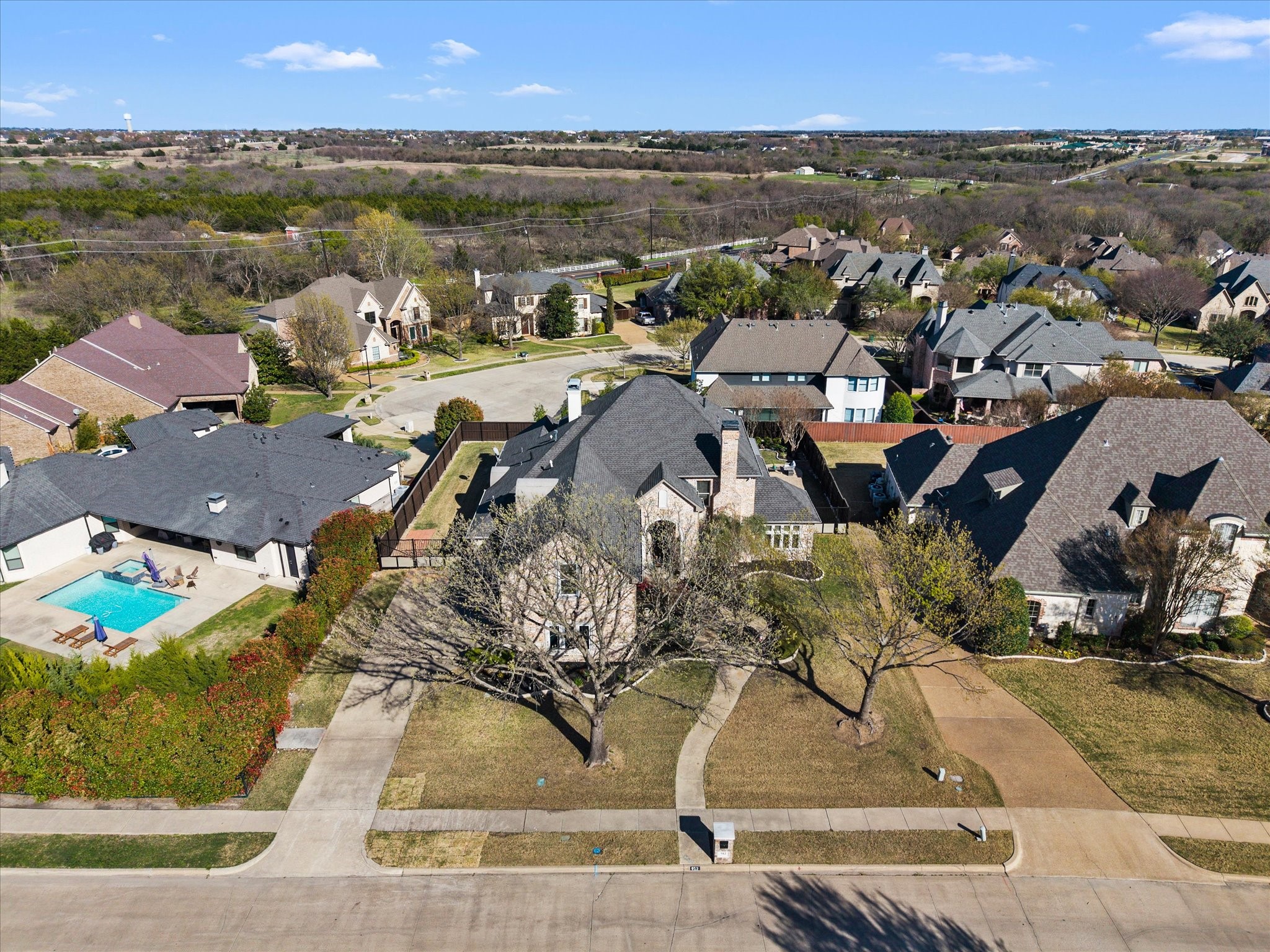 912 Country Club Drive