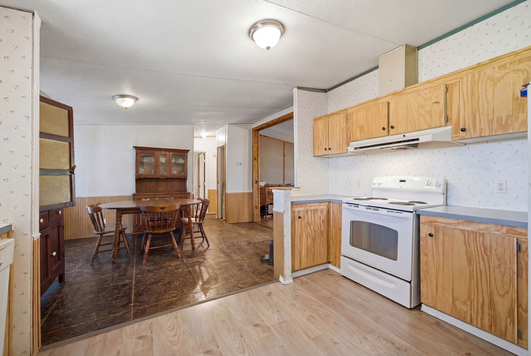 12175 County Road 4079