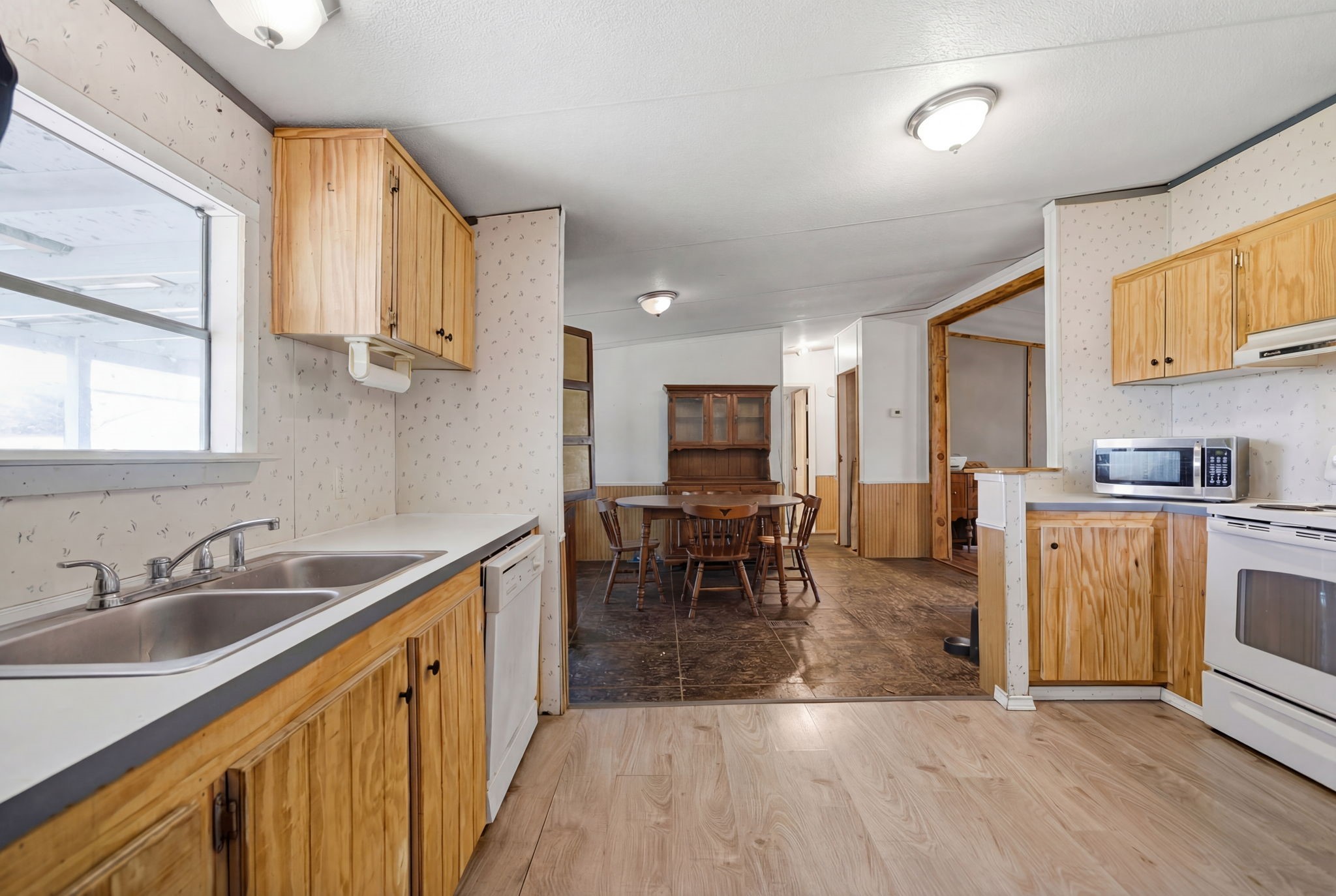 12175 County Road 4079