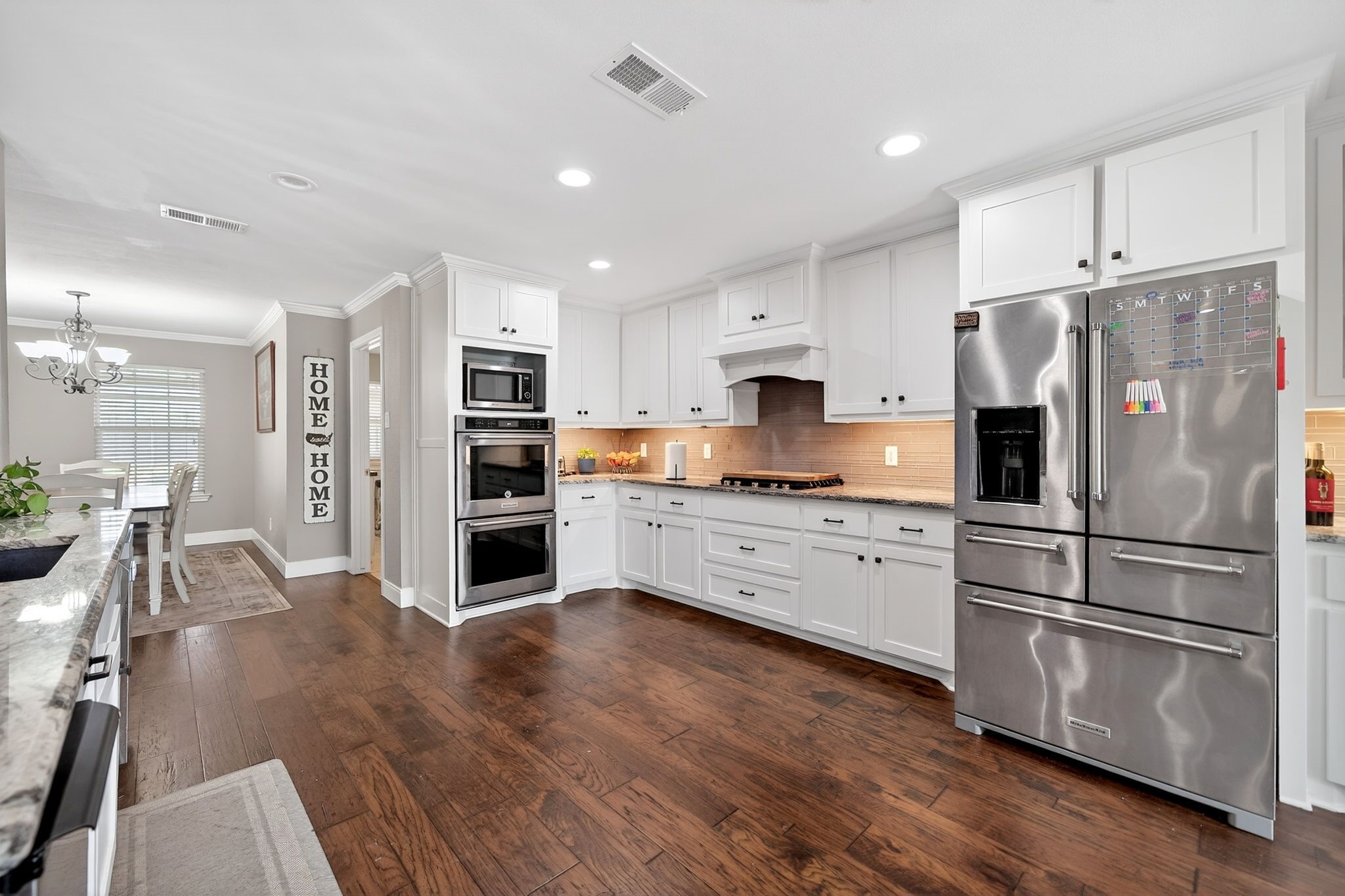 102 Royal Oaks Drive