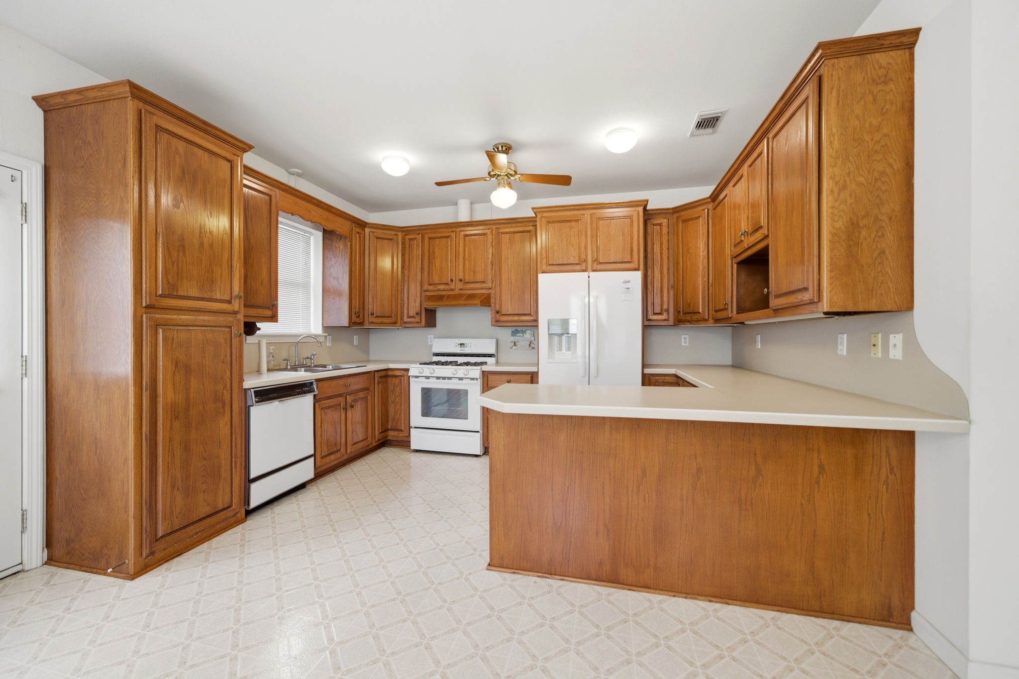 12748 County Road 4077