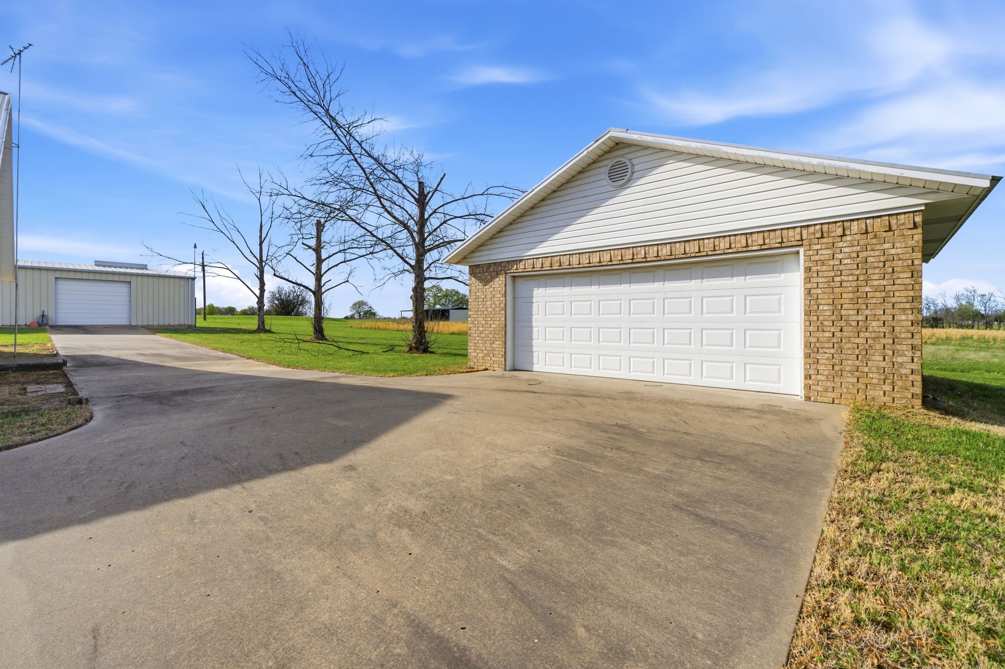 12748 County Road 4077