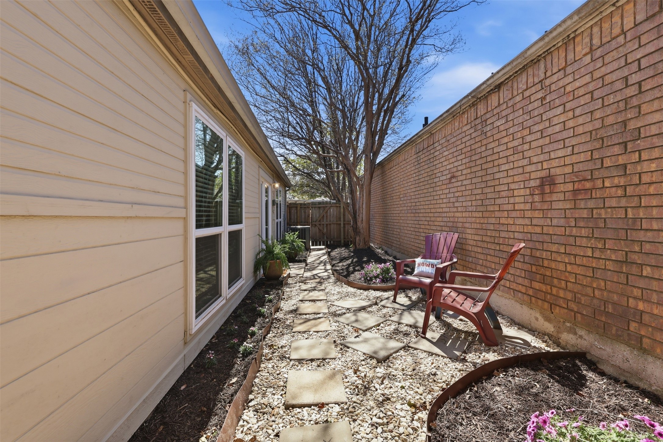 230 Teakwood Lane