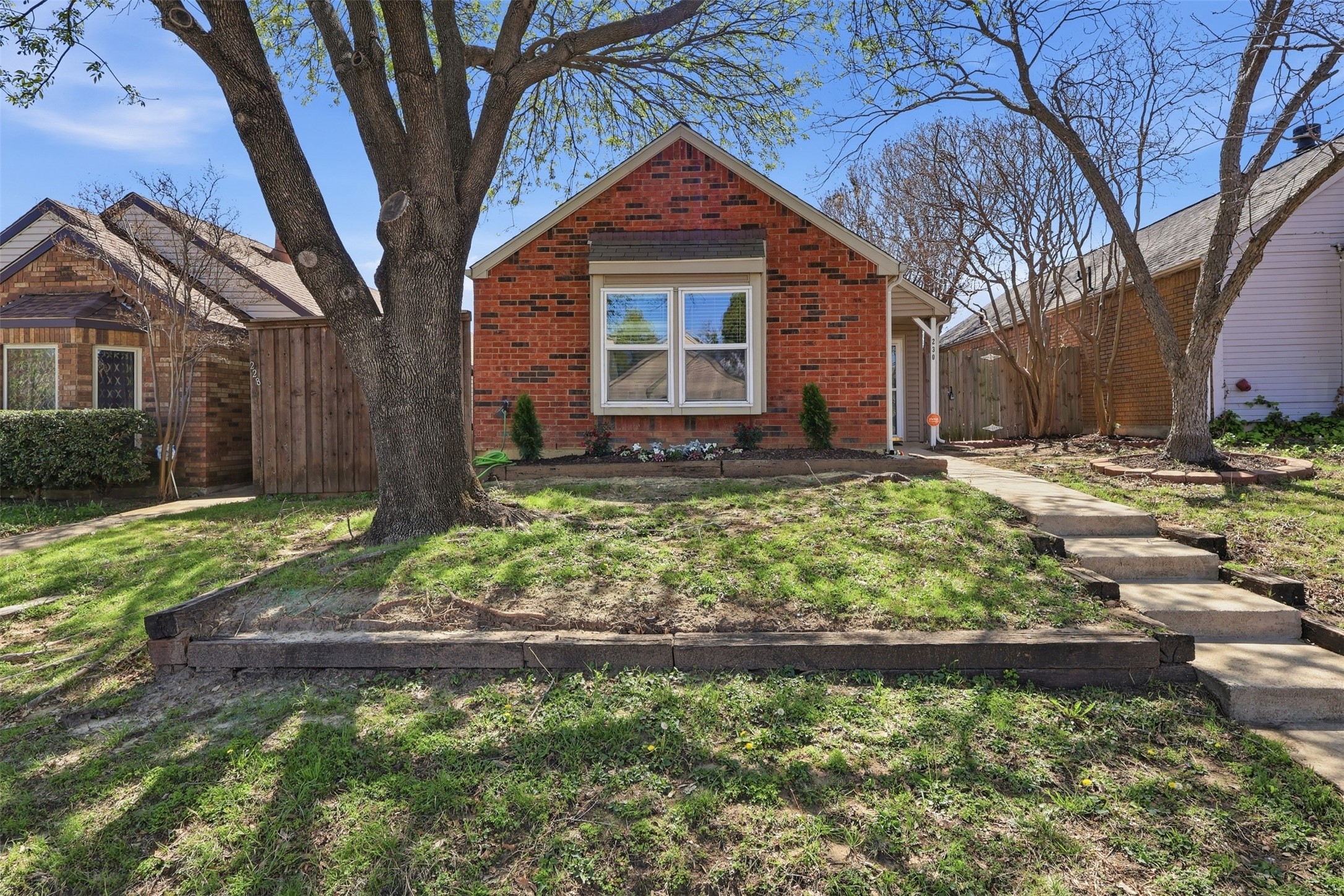 230 Teakwood Lane