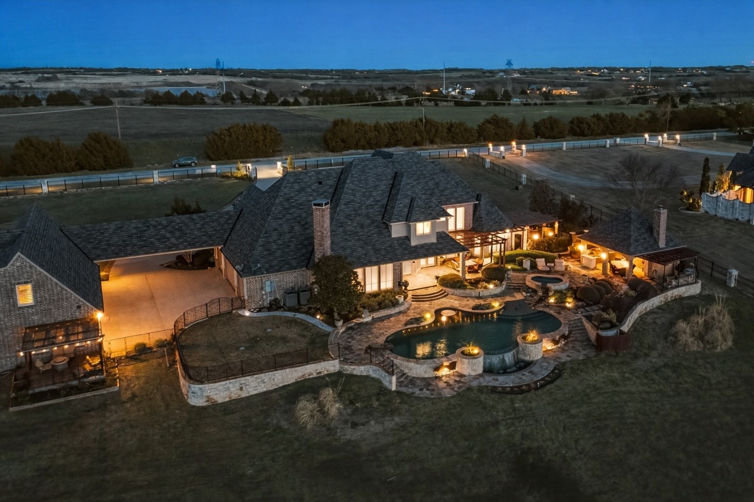 1572 Rabbit Ridge Road