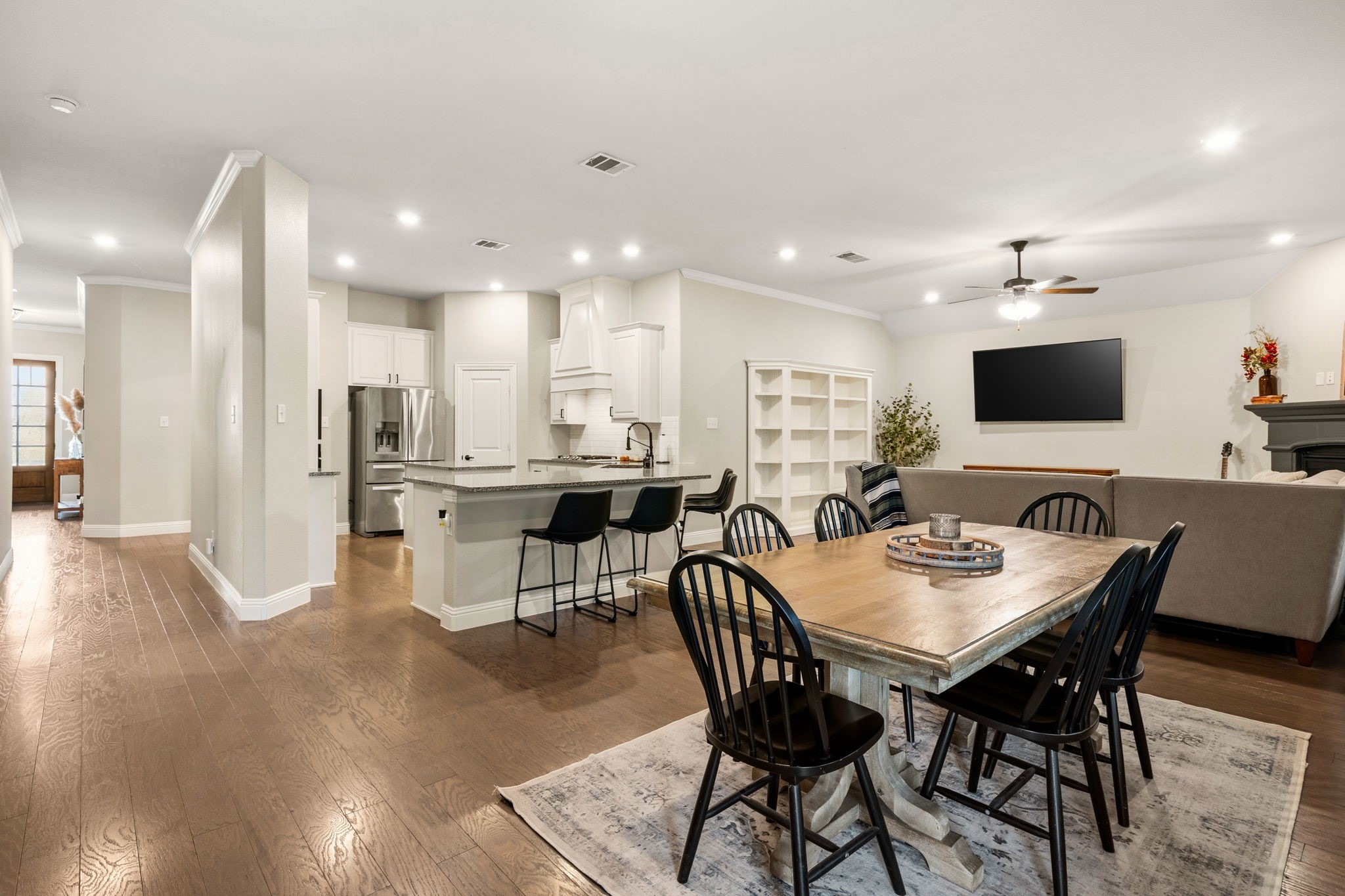 4021 Olmsted Drive