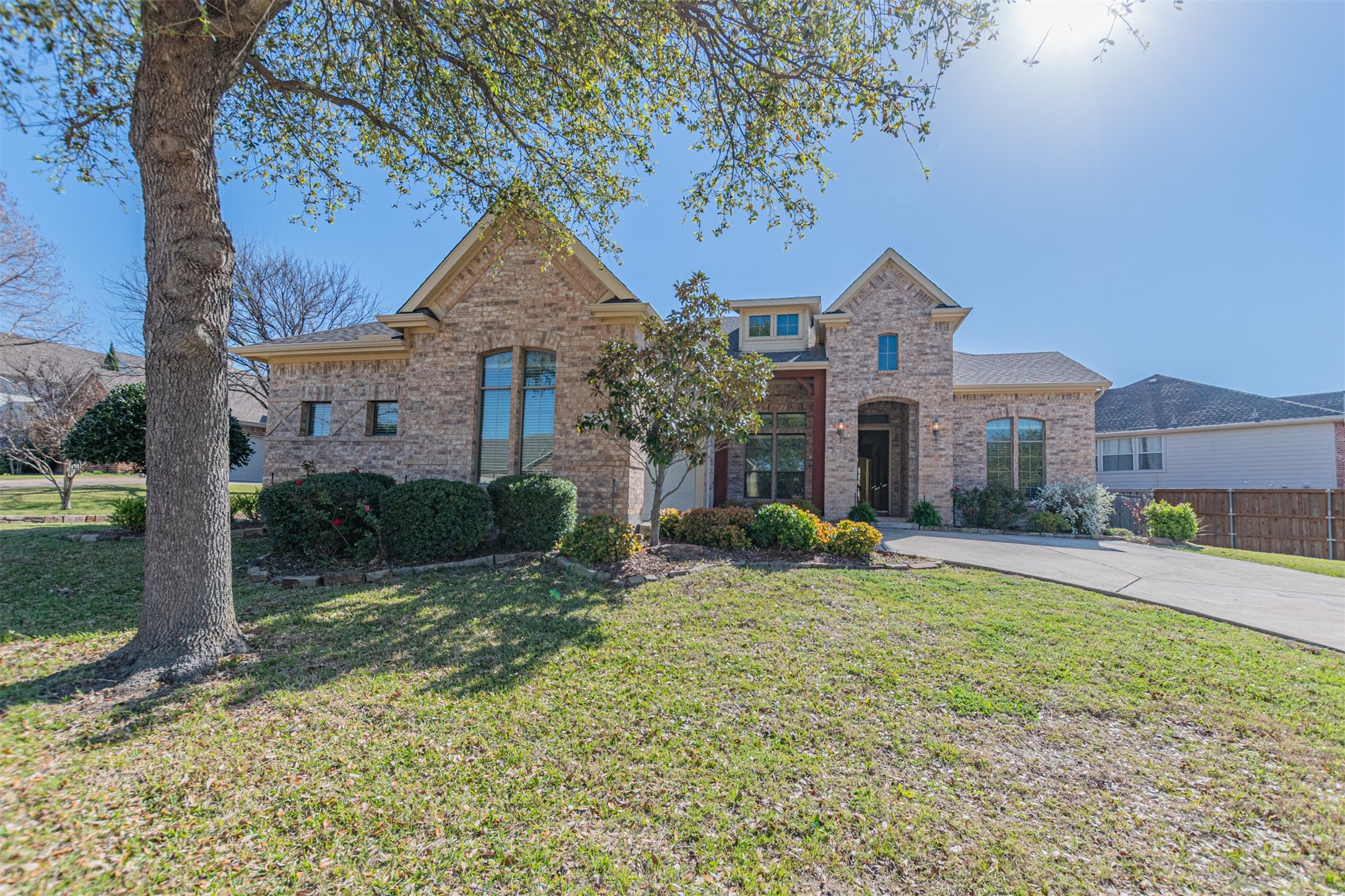 1205 Crestcove Drive