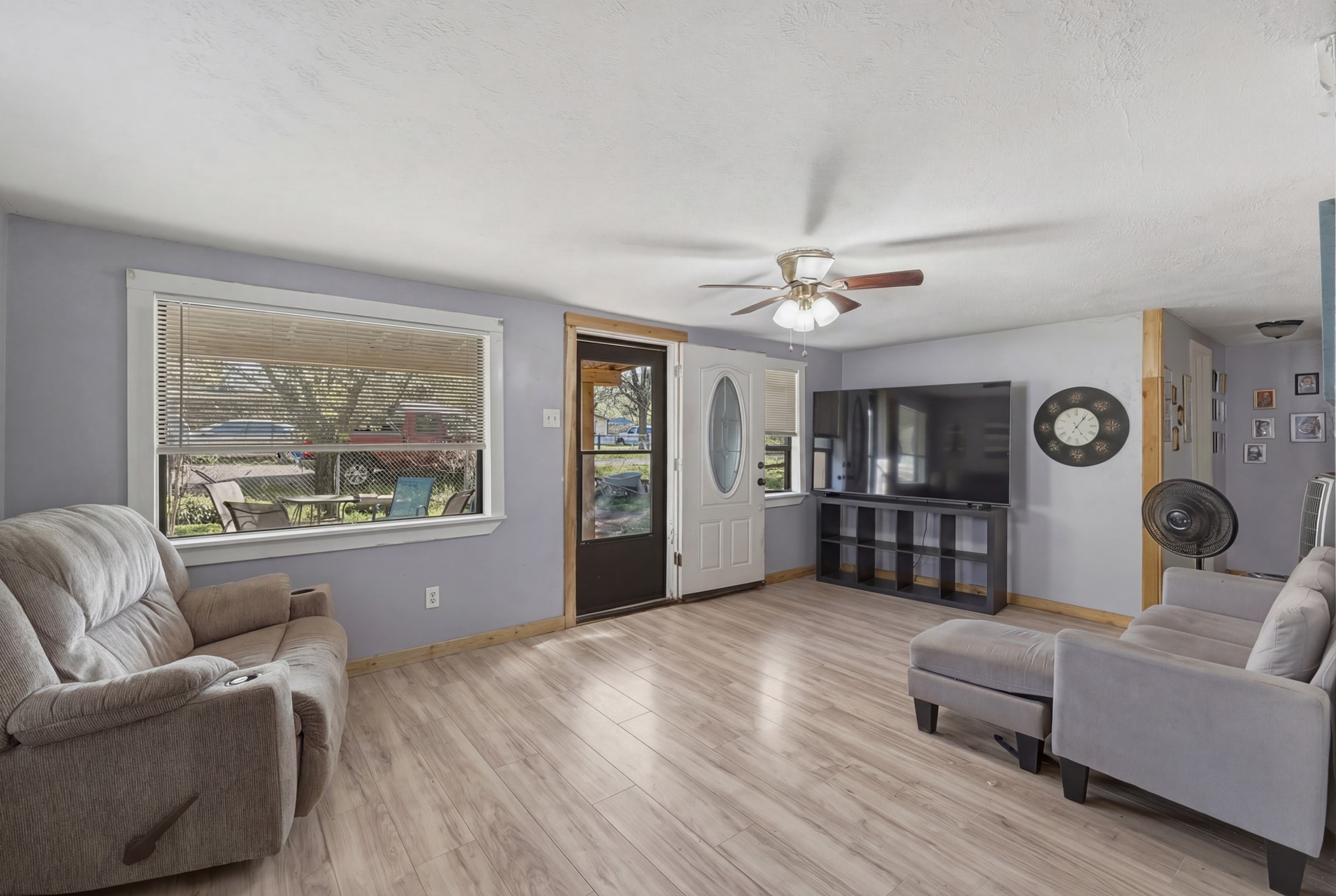 9747 Navajo Lane