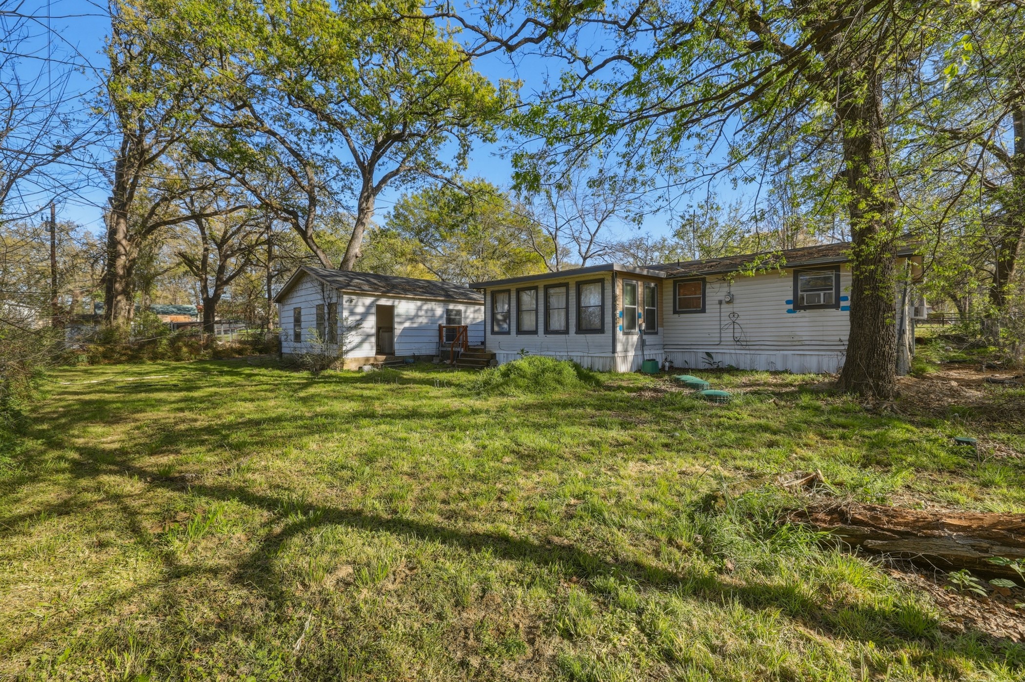9747 Navajo Lane