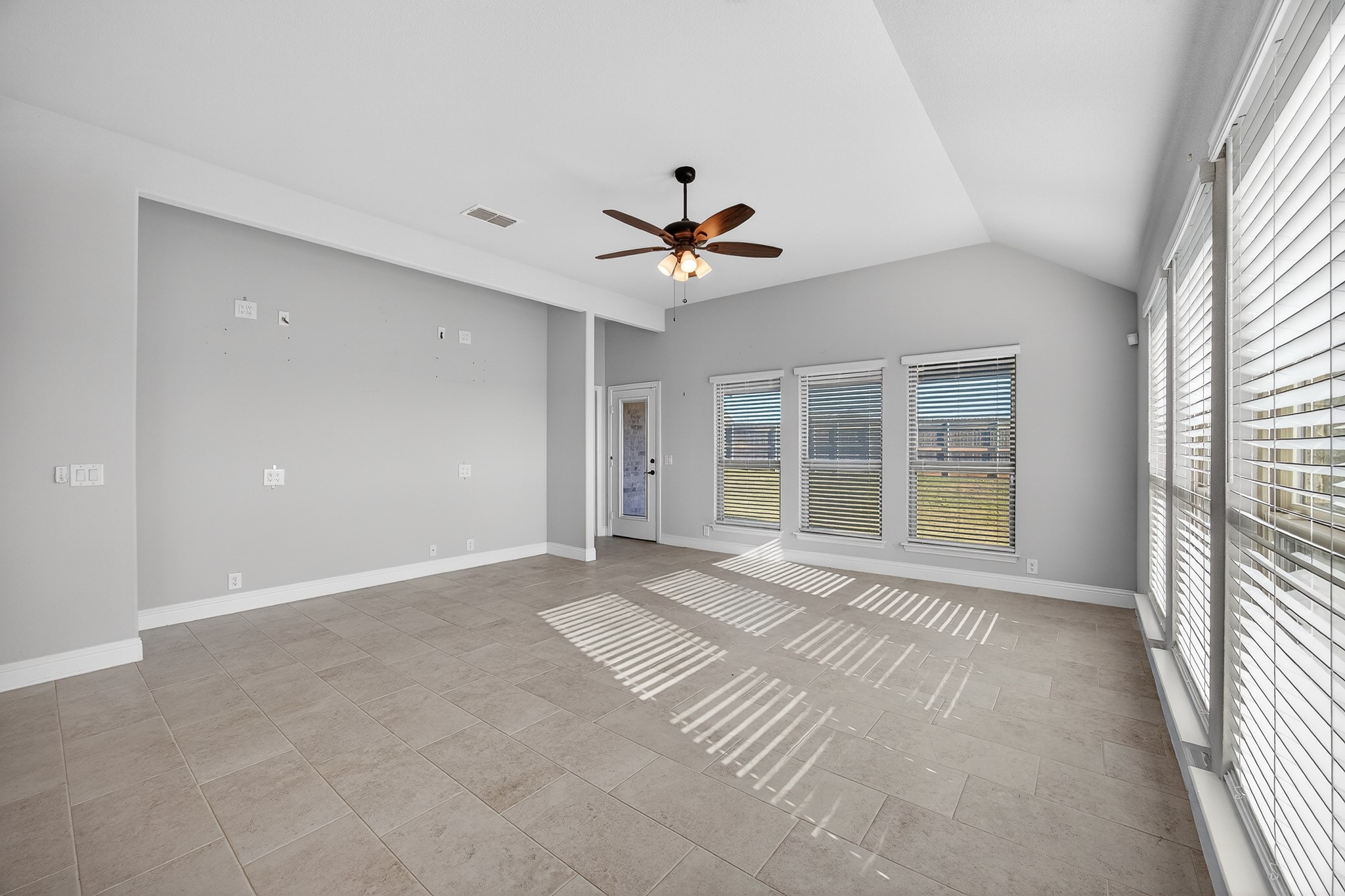 3834 Myrtle Way