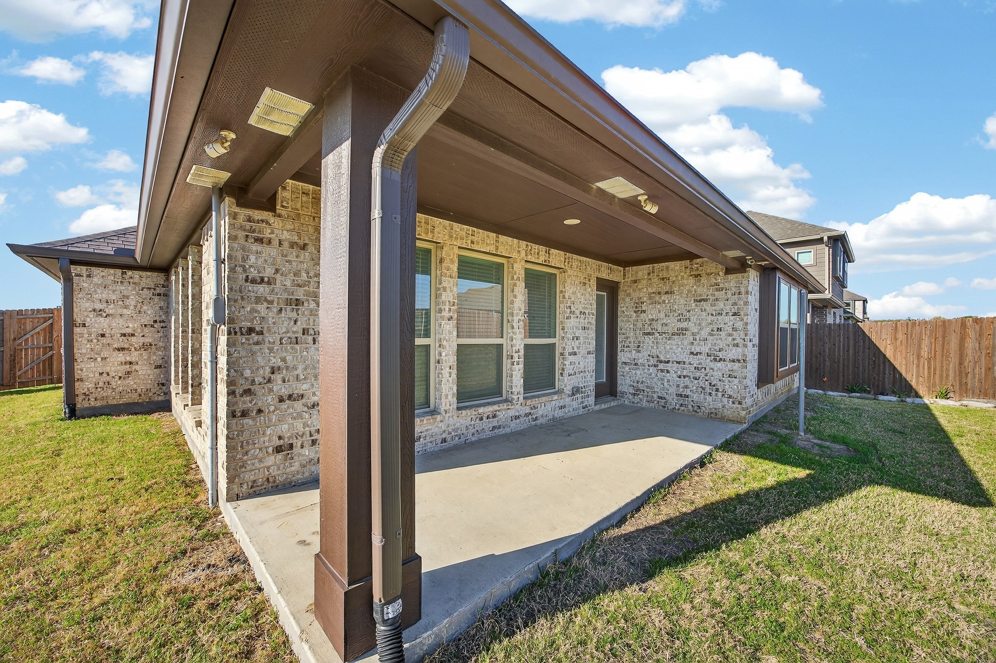 3834 Myrtle Way