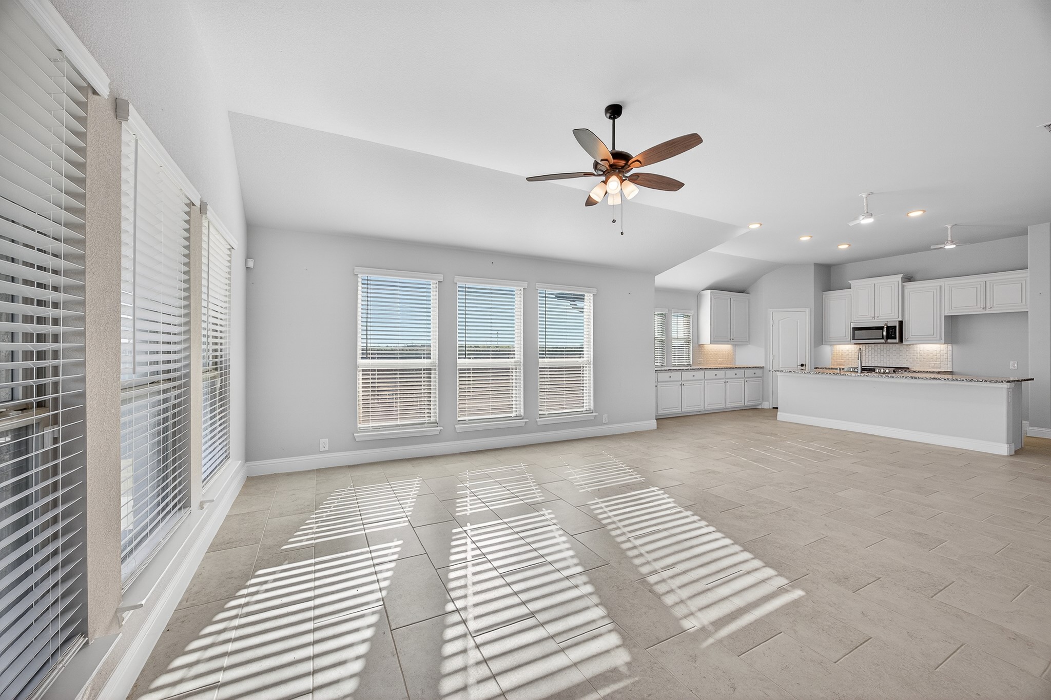 3834 Myrtle Way