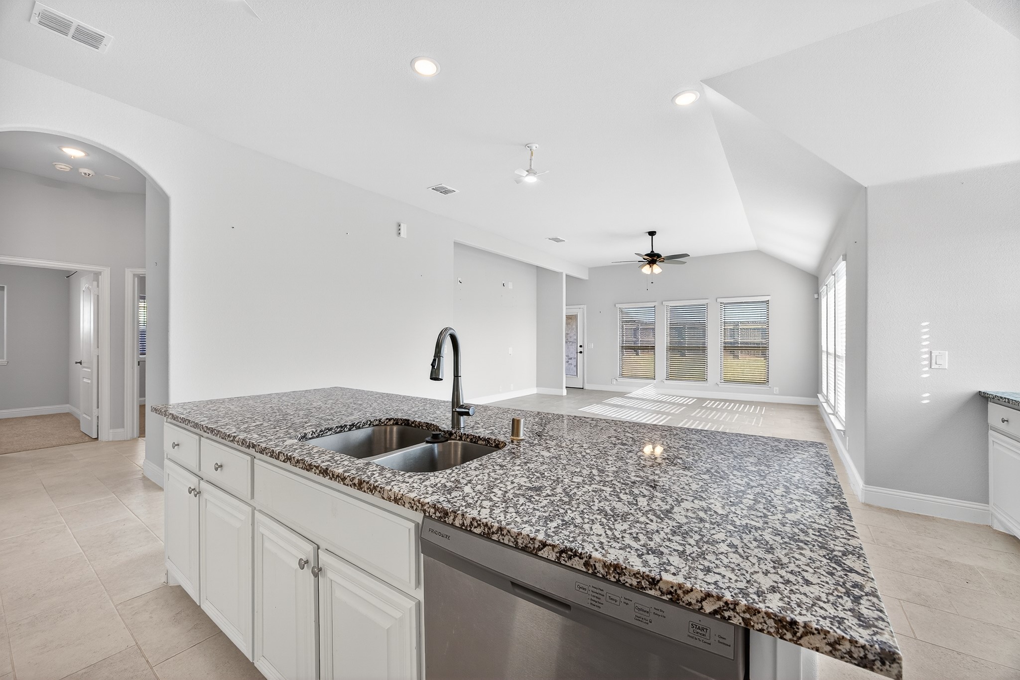 3834 Myrtle Way
