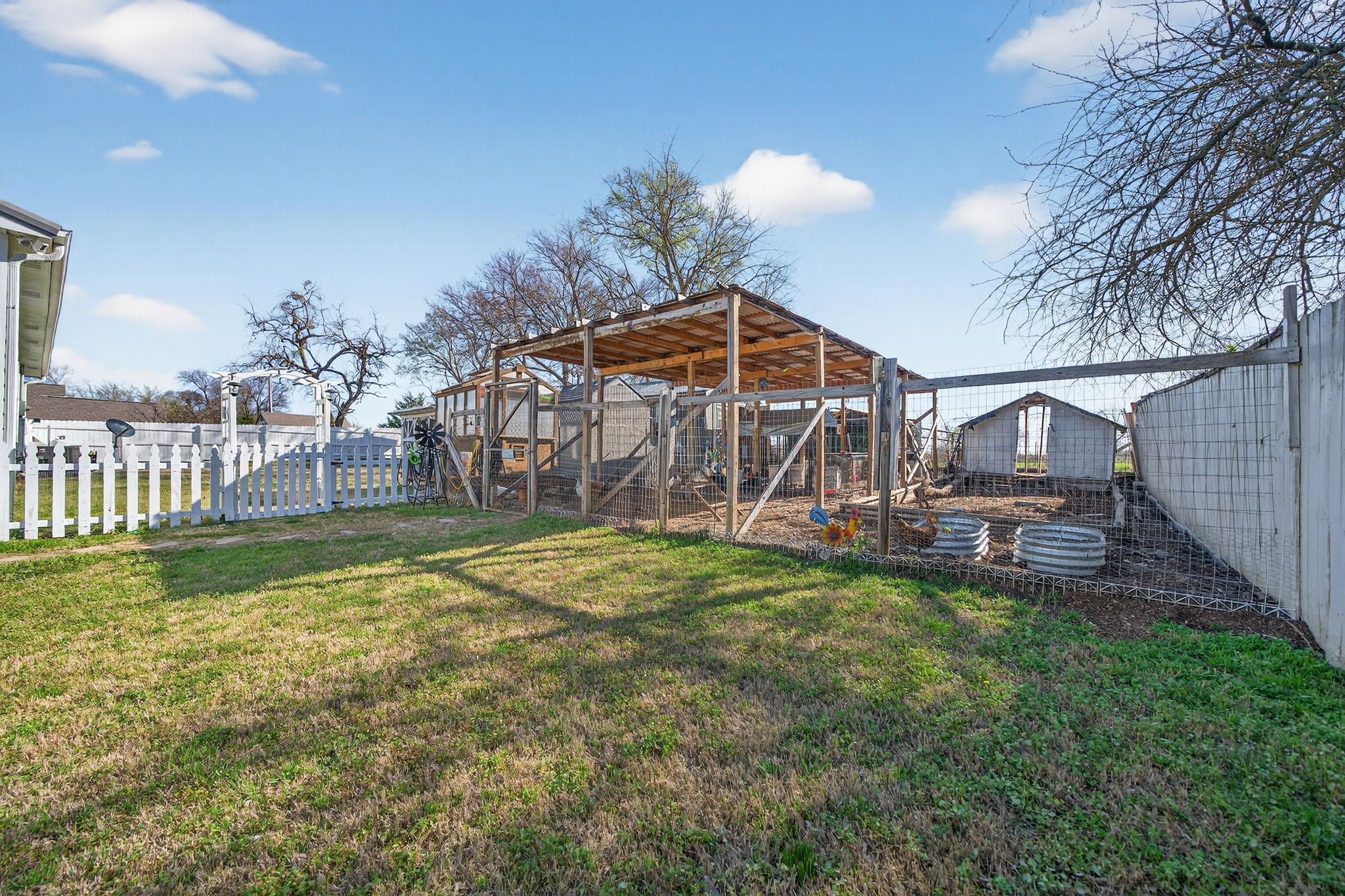 150 S Westlake Drive