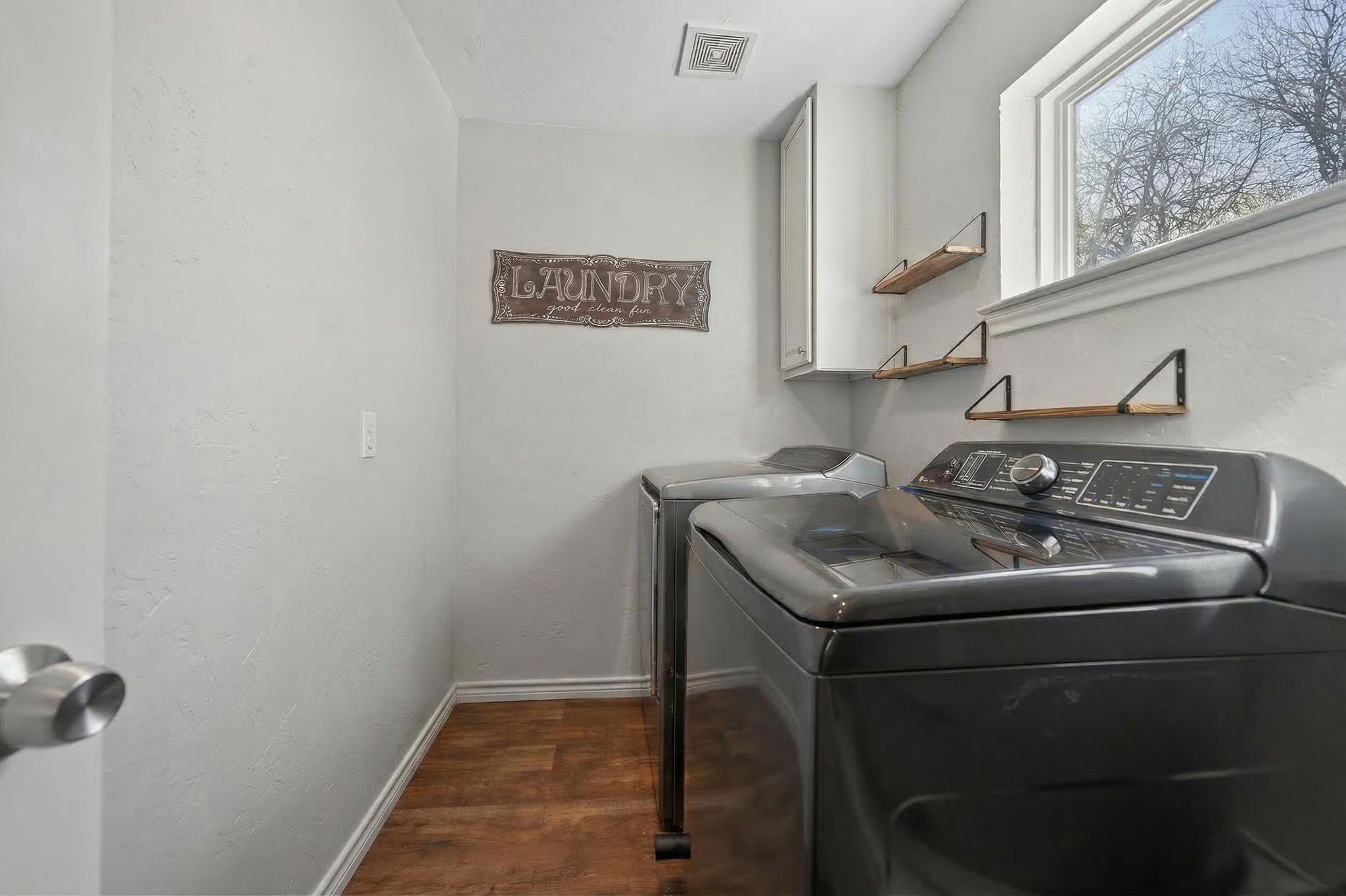 150 S Westlake Drive