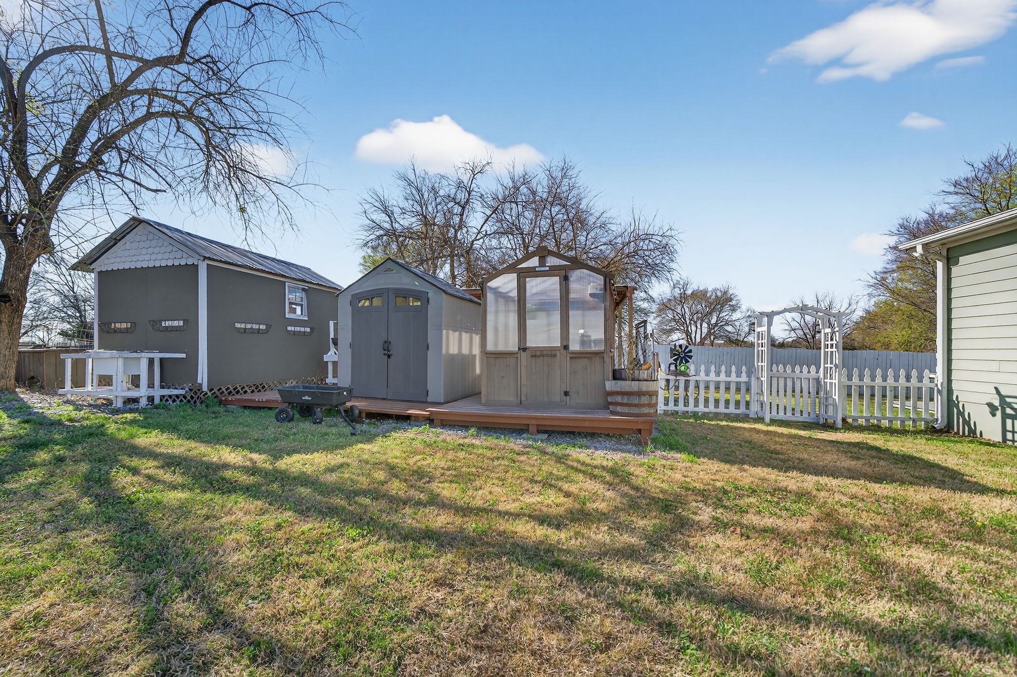 150 S Westlake Drive