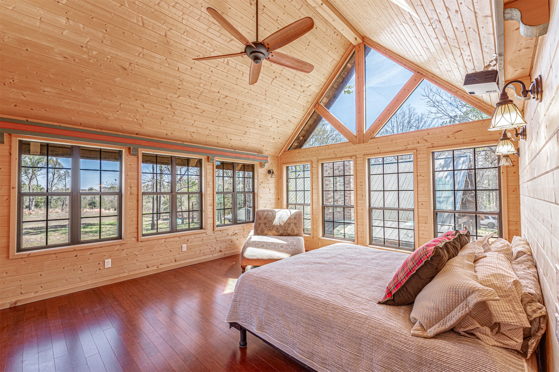 10523 US Highway 59 S