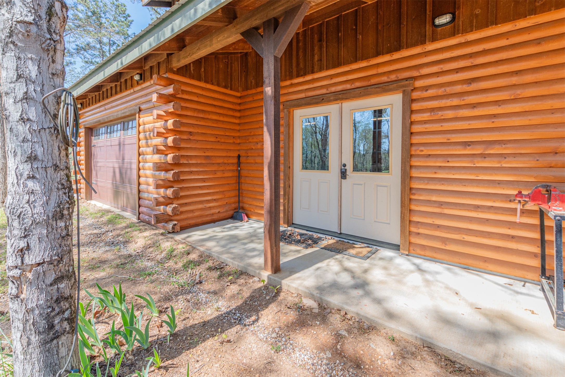 10523 US Highway 59 S