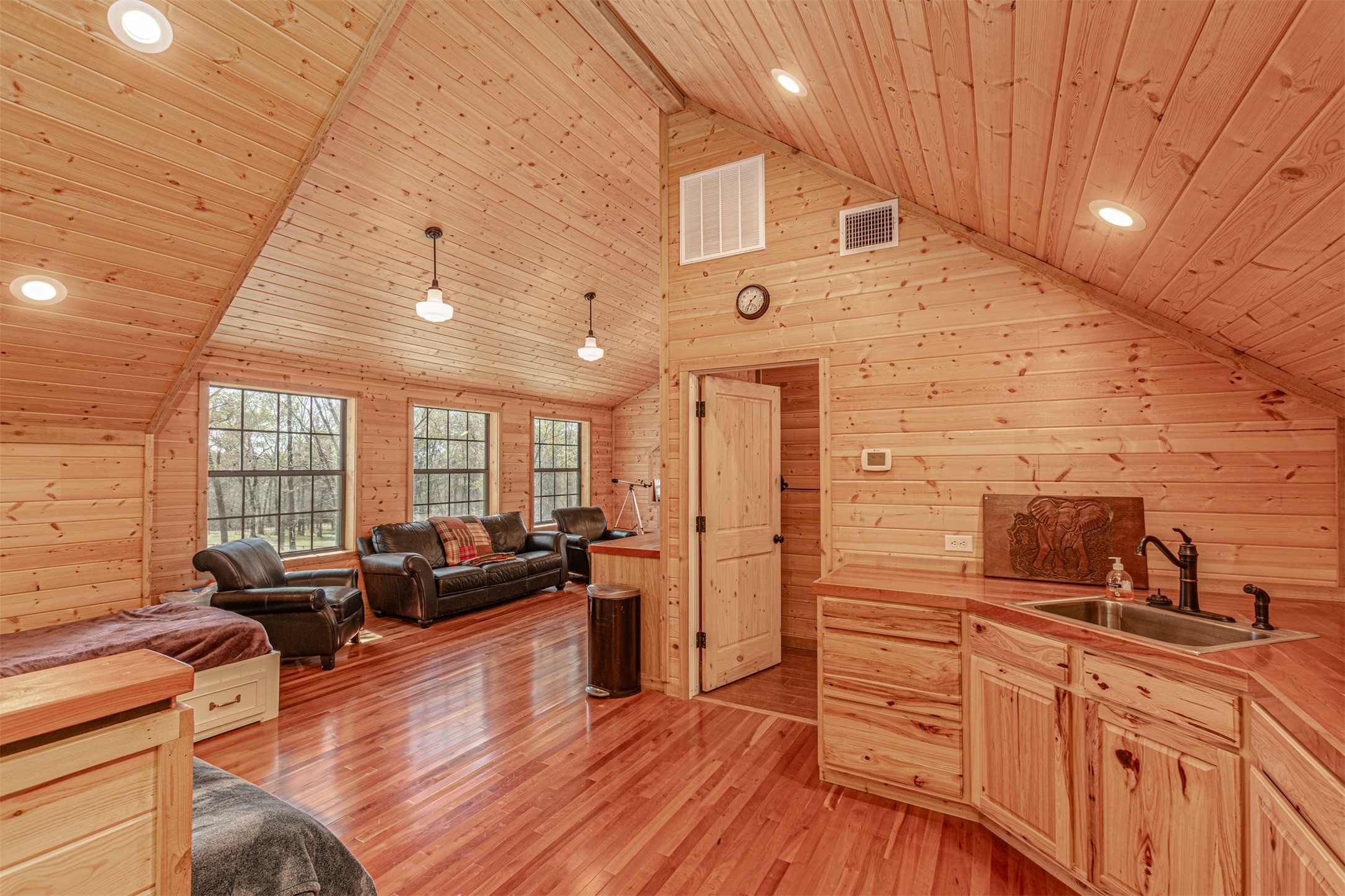 10523 US Highway 59 S