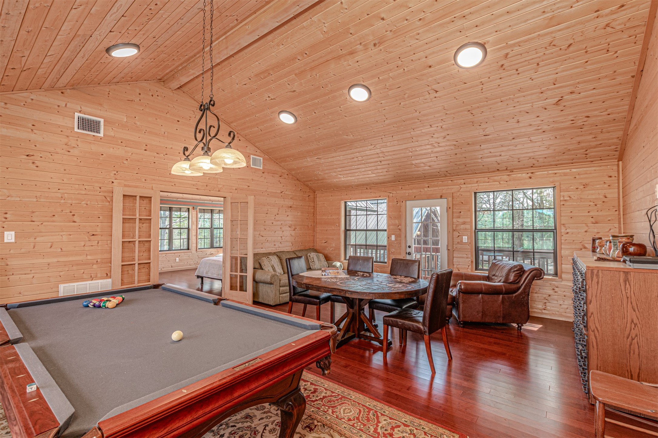 10523 US Highway 59 S