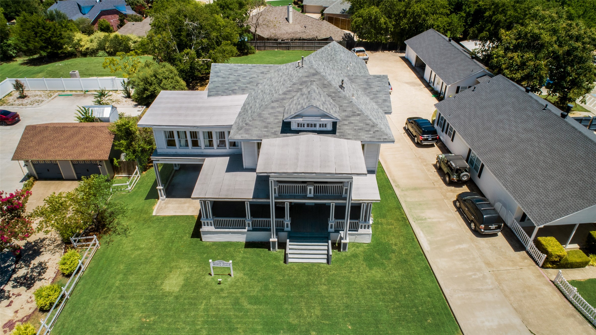 908 N Goliad Street
