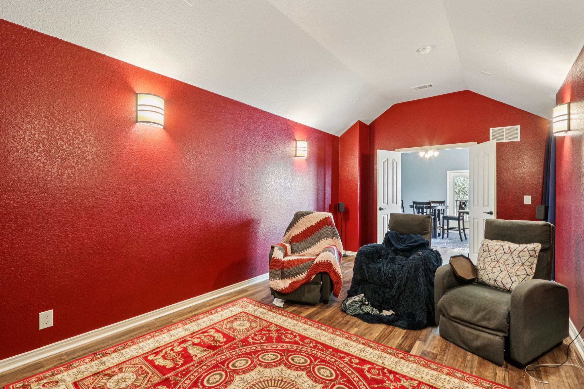 8308 Spitfire Trail