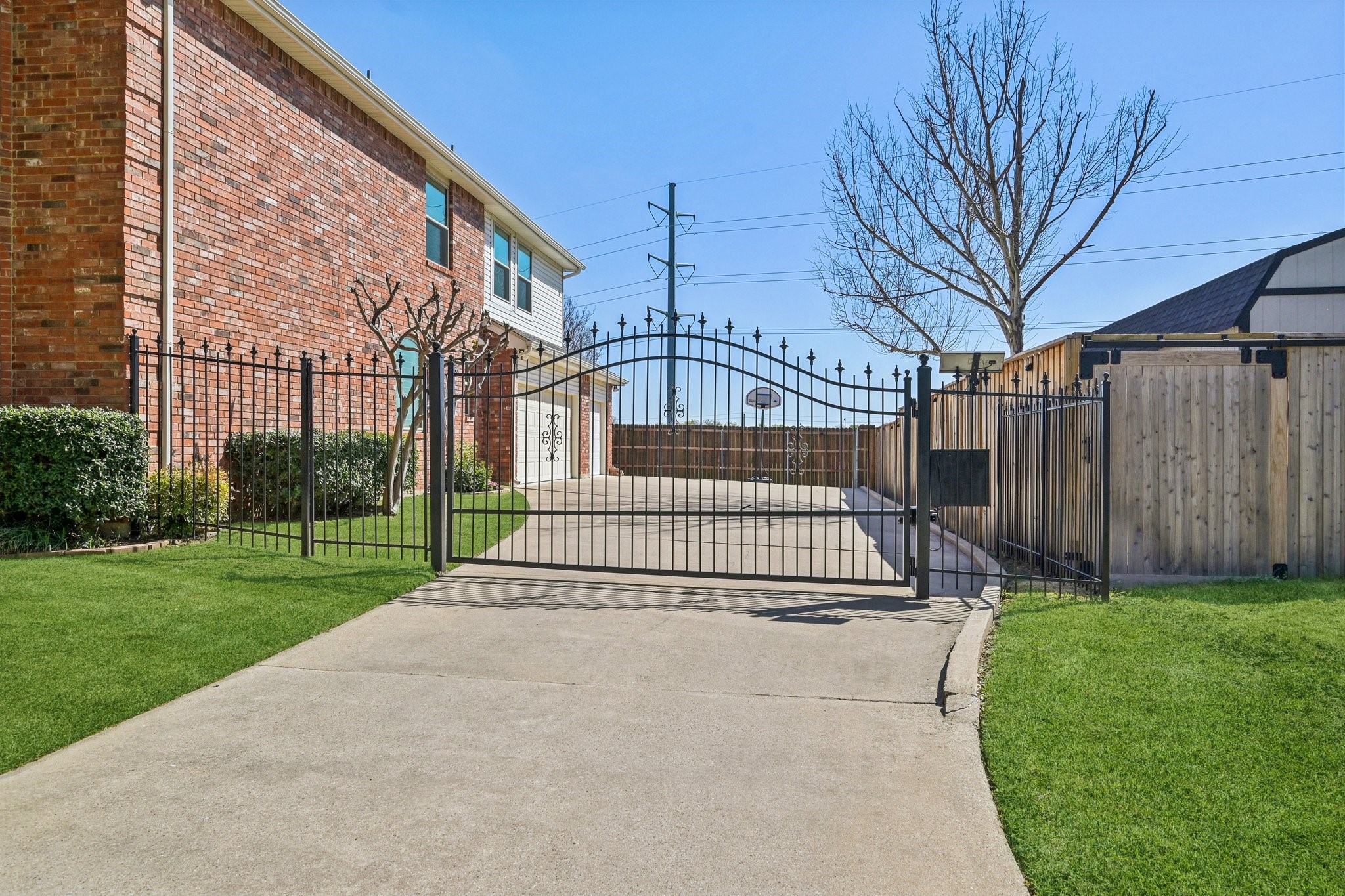1502 Joshua Court