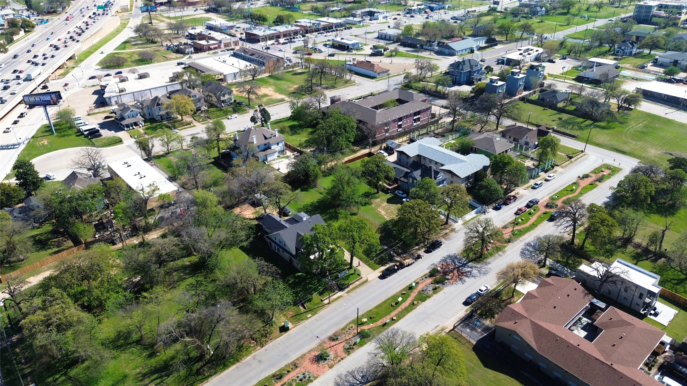 1830 Park Row Avenue