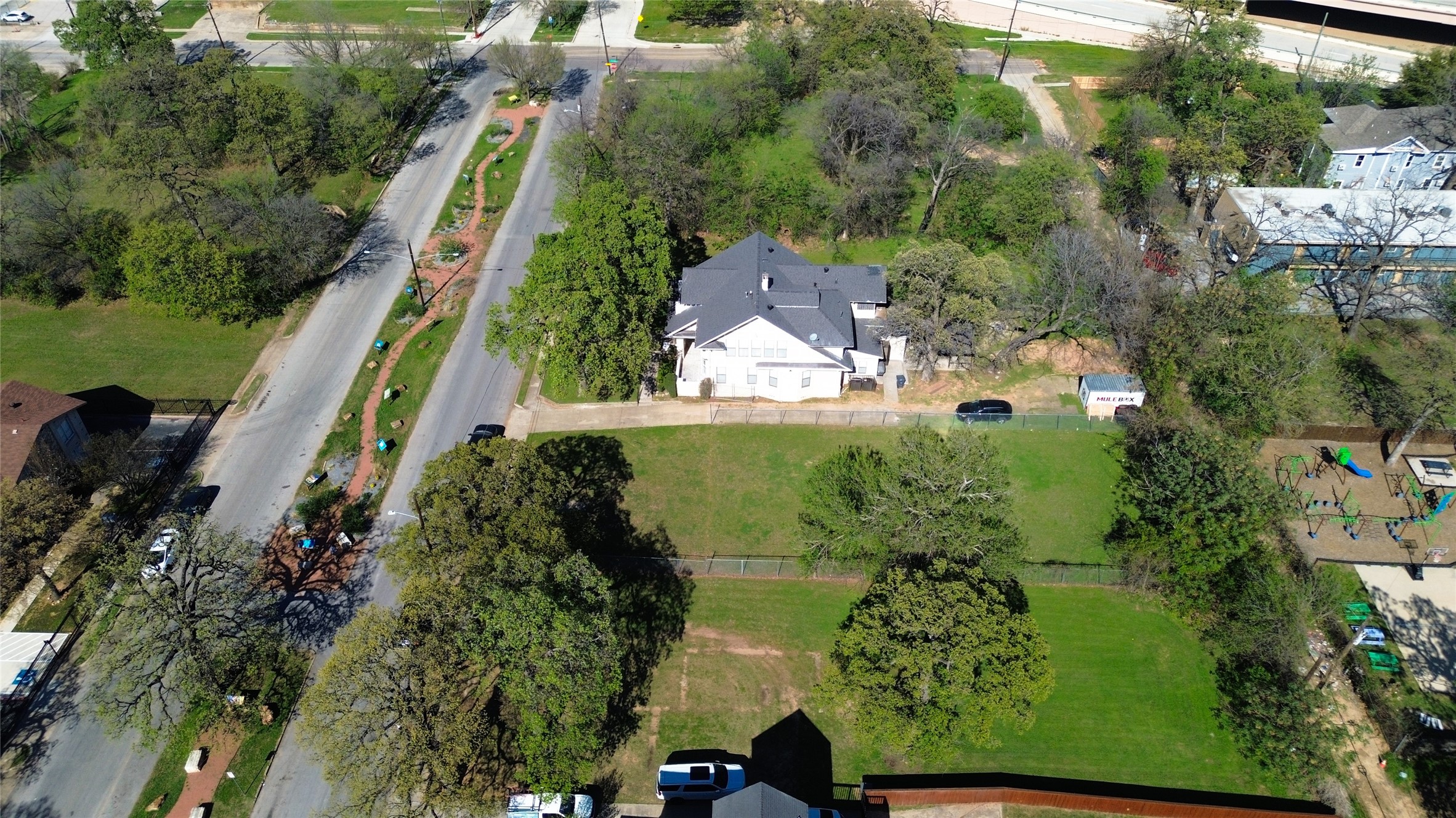 1830 Park Row Avenue