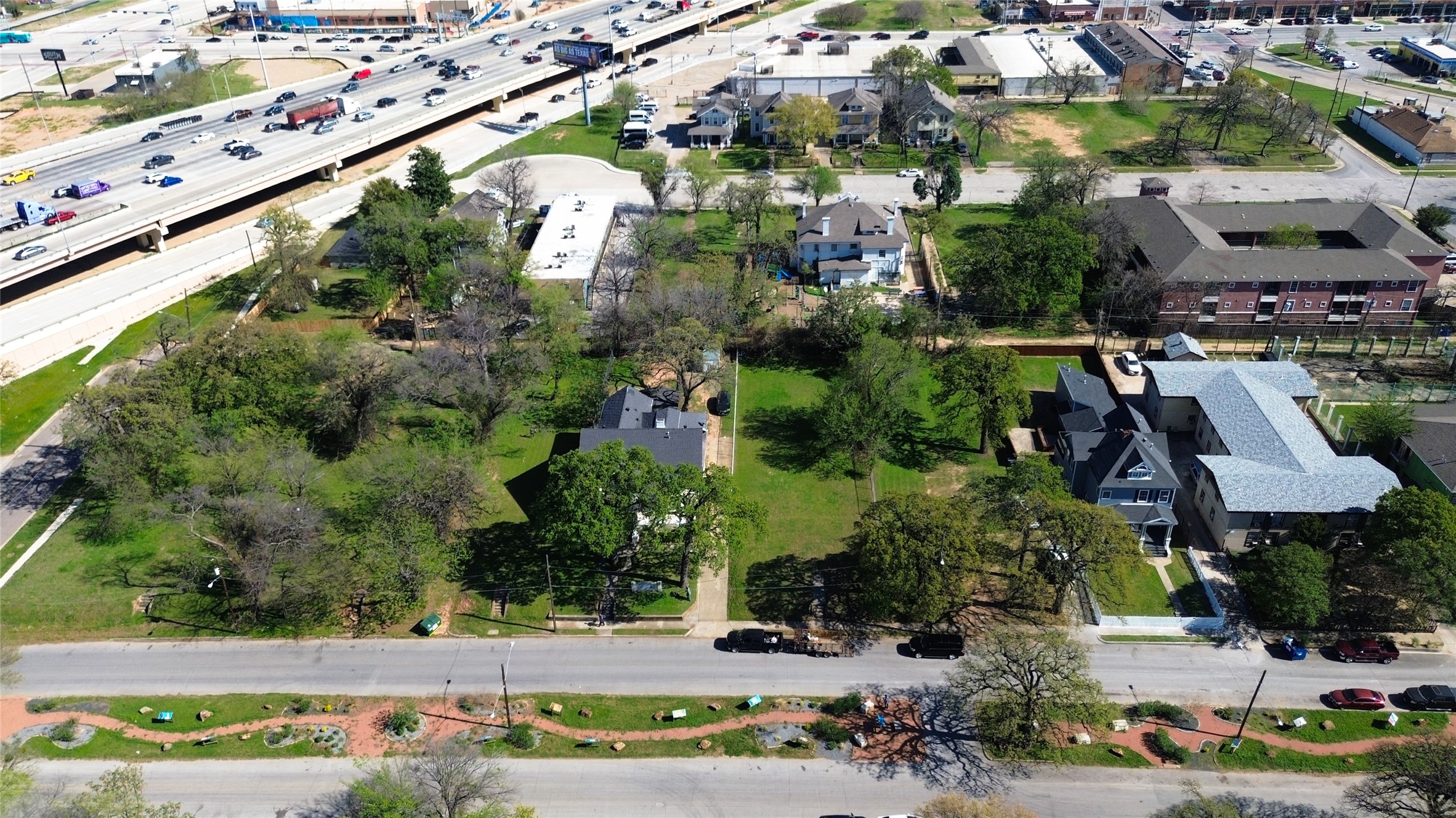 1830 Park Row Avenue