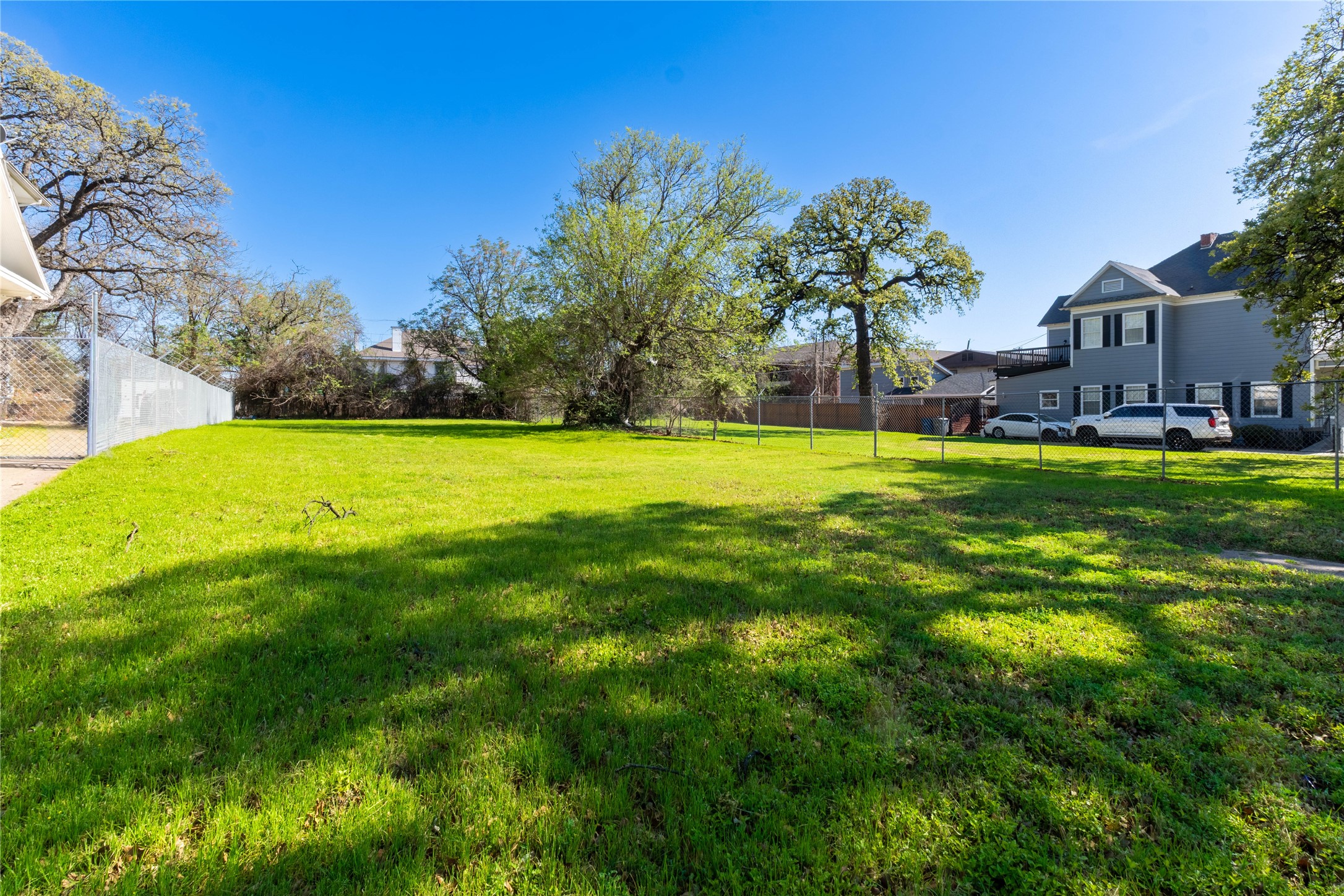 1830 Park Row Avenue