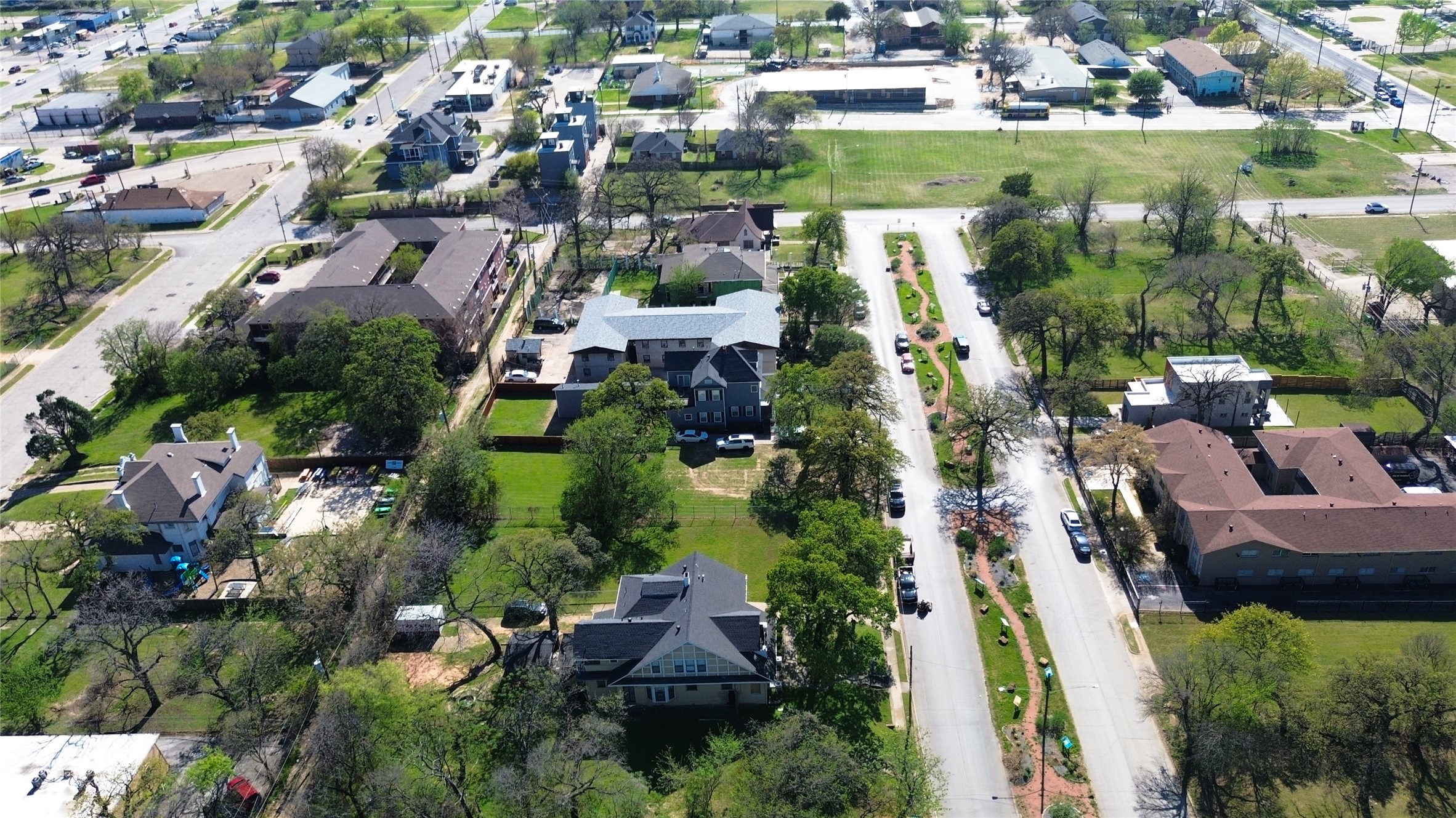 1830 Park Row Avenue