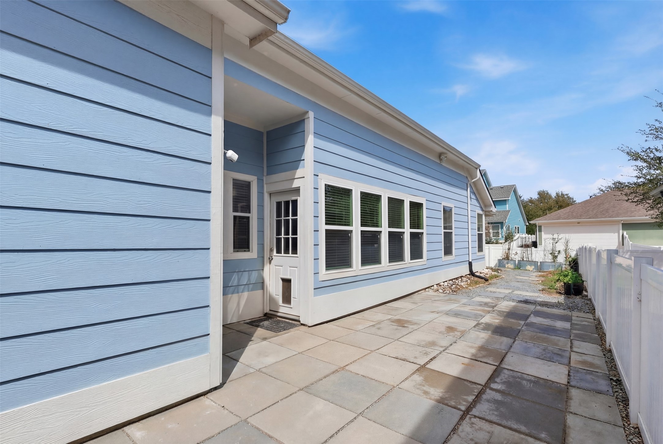 1505 Carriage Lane
