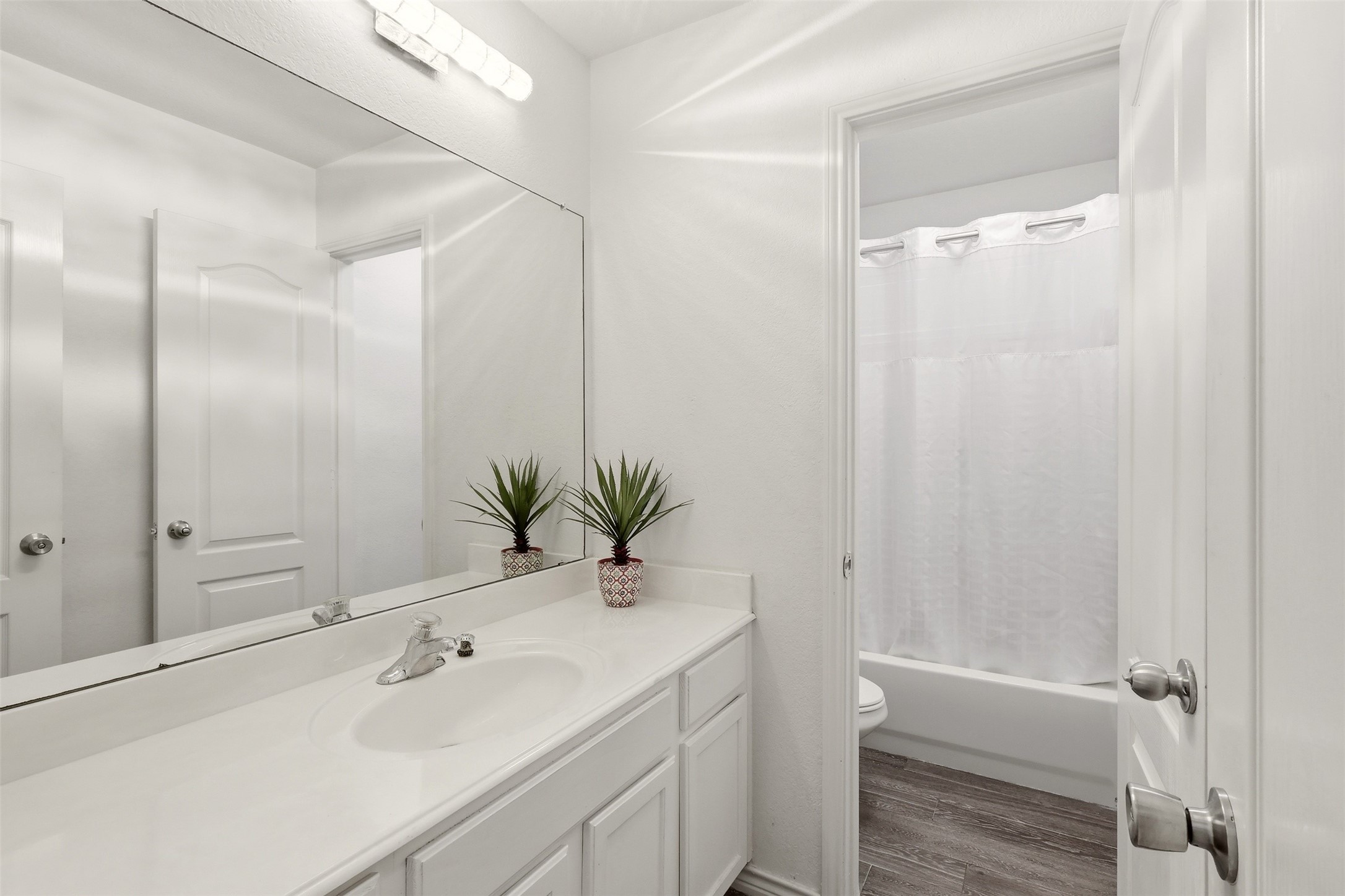 1505 Carriage Lane