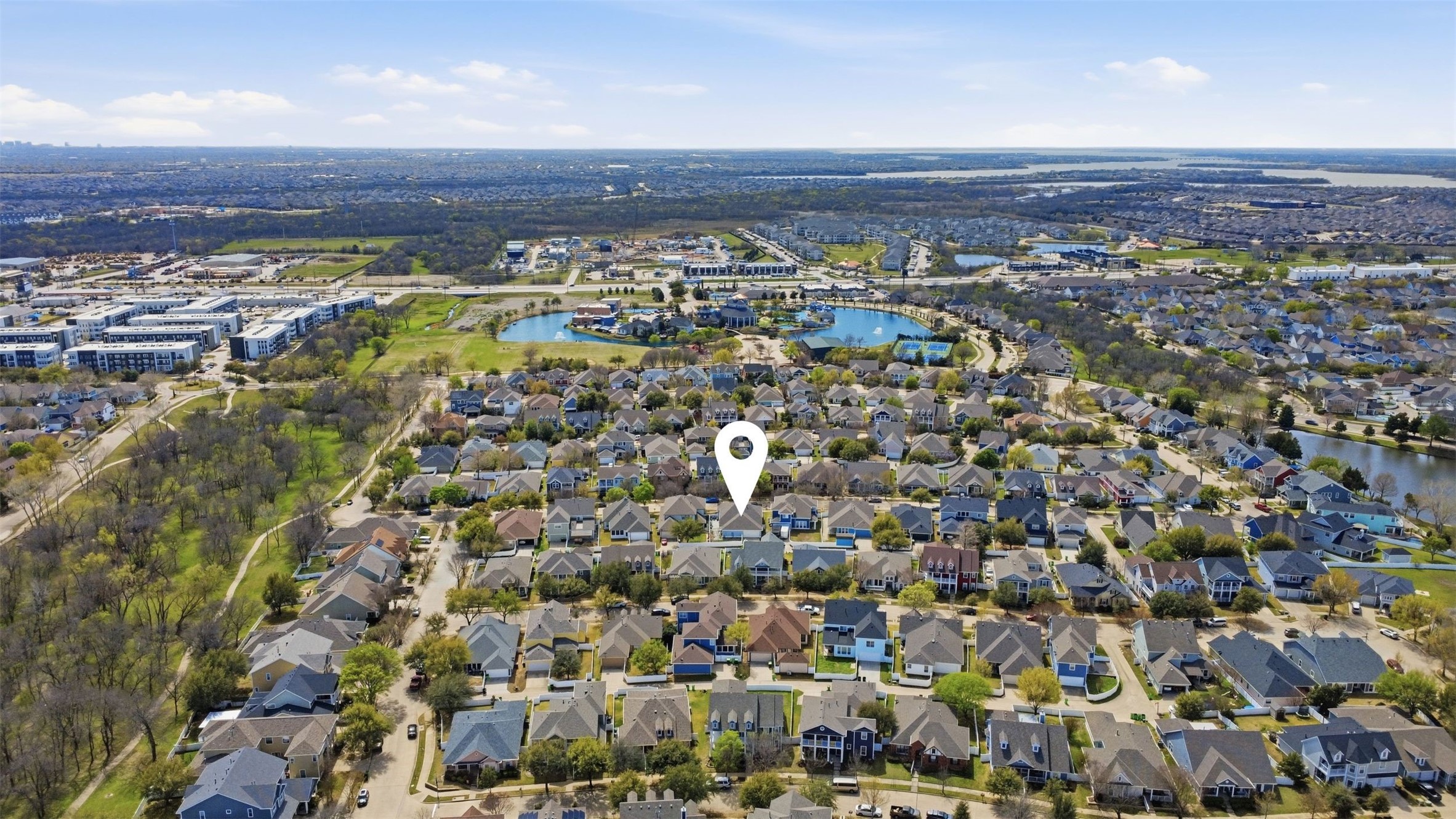 1505 Carriage Lane