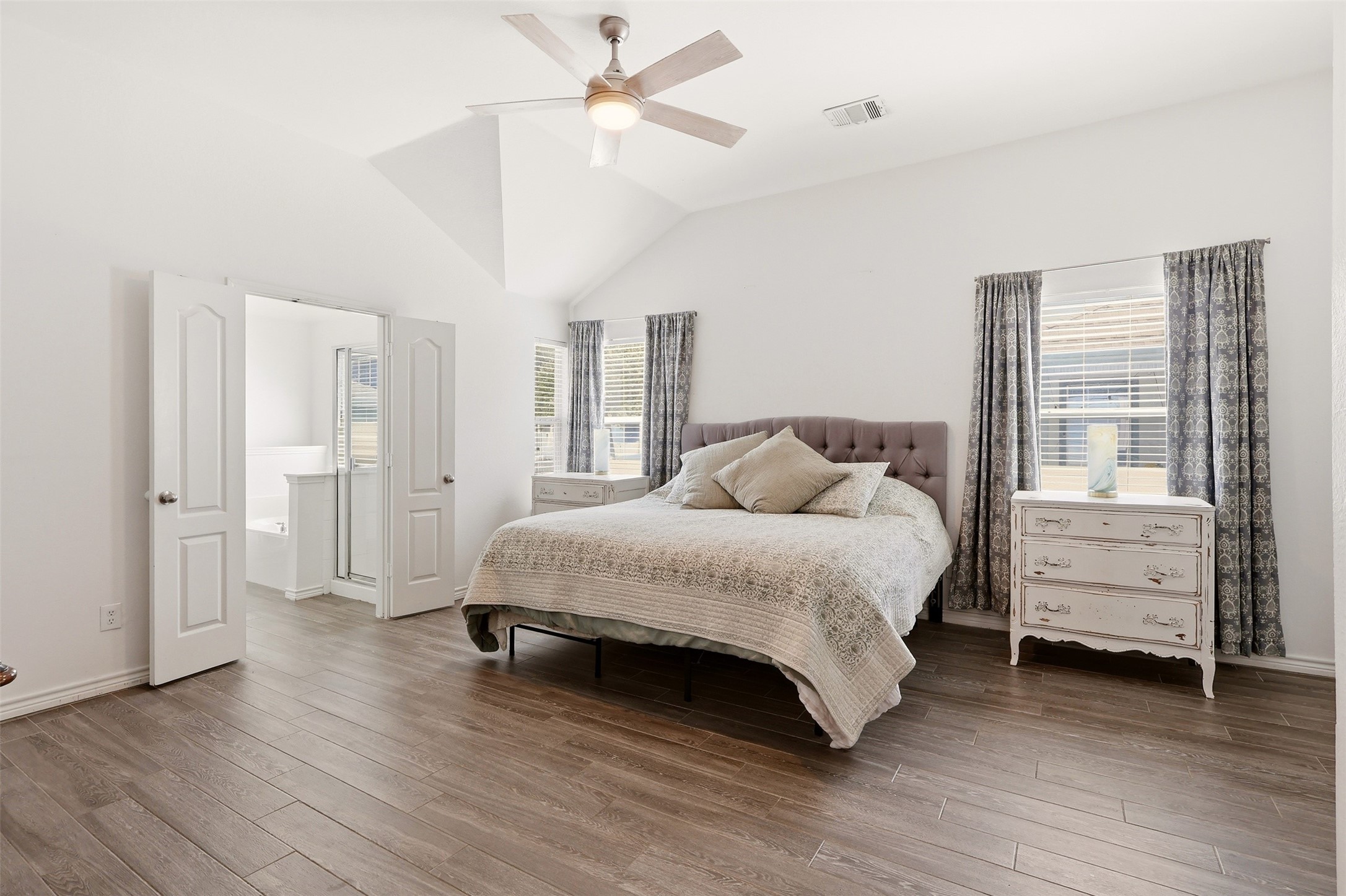 1505 Carriage Lane