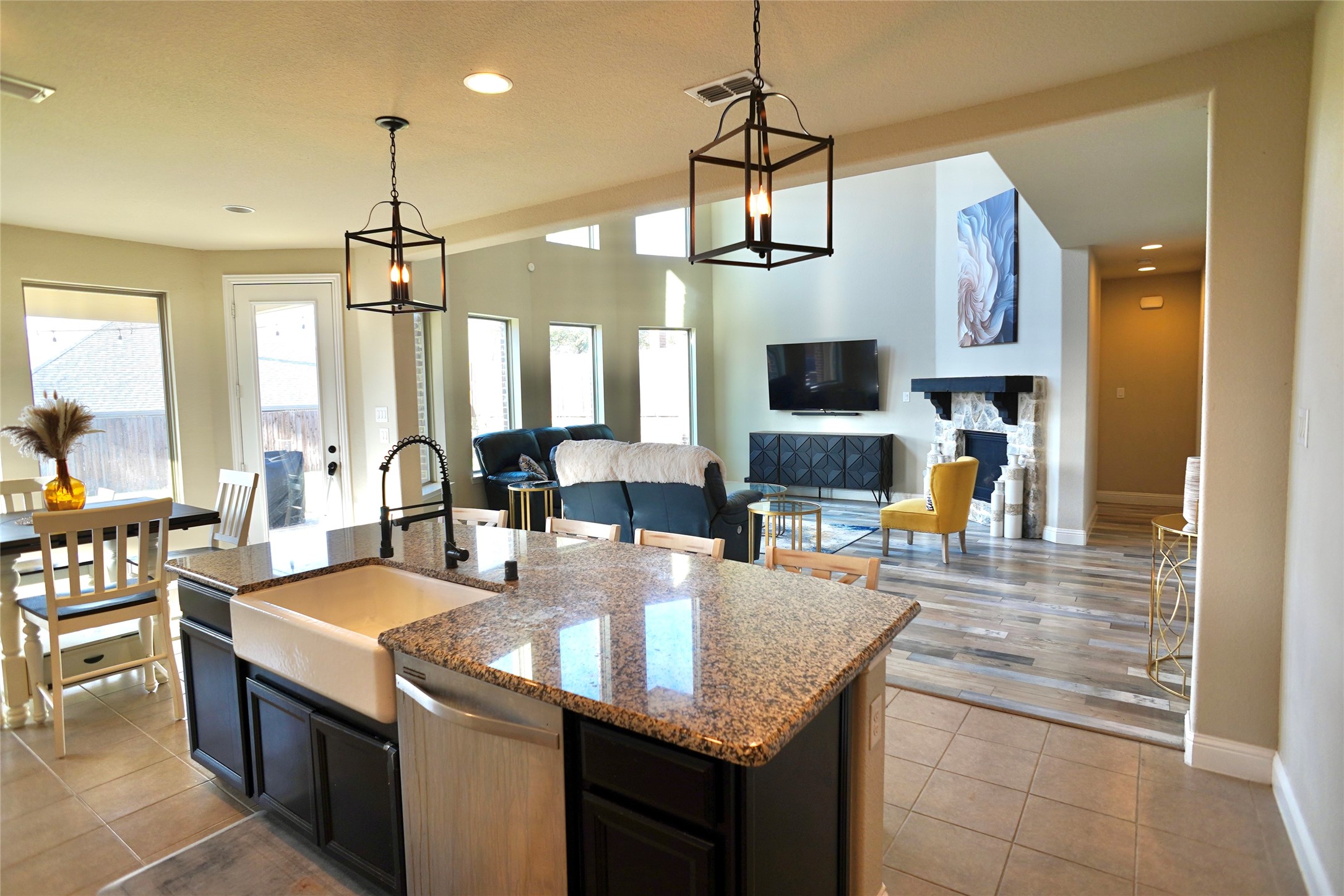 1013 Indian Grass Lane