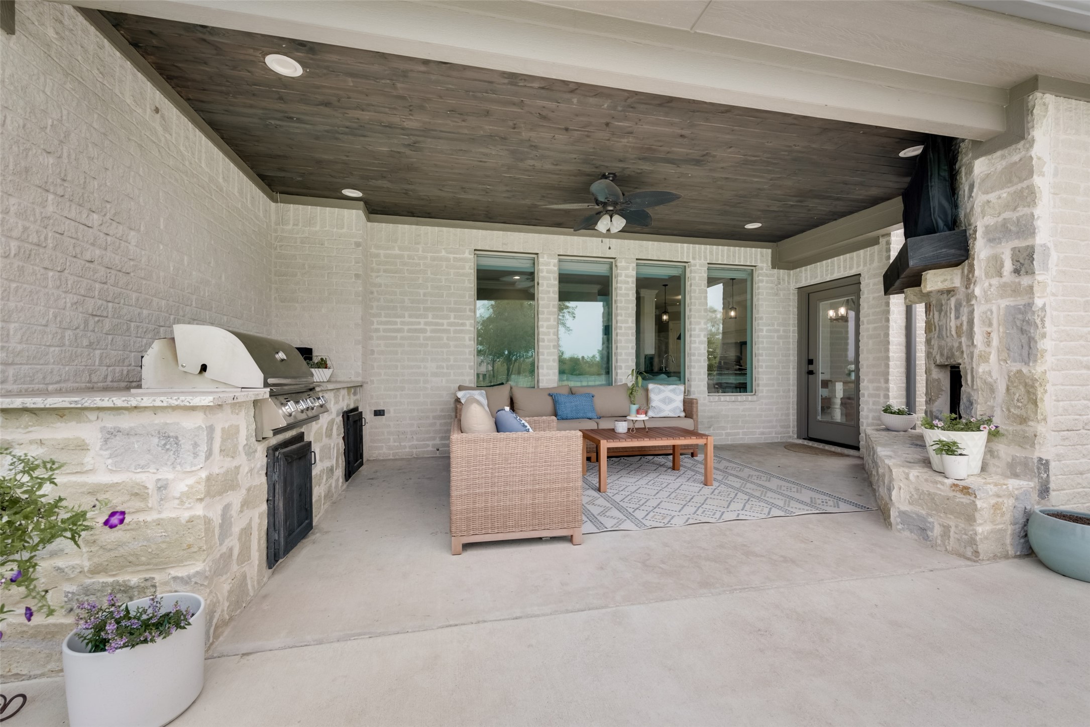 6216 Pinon Trail